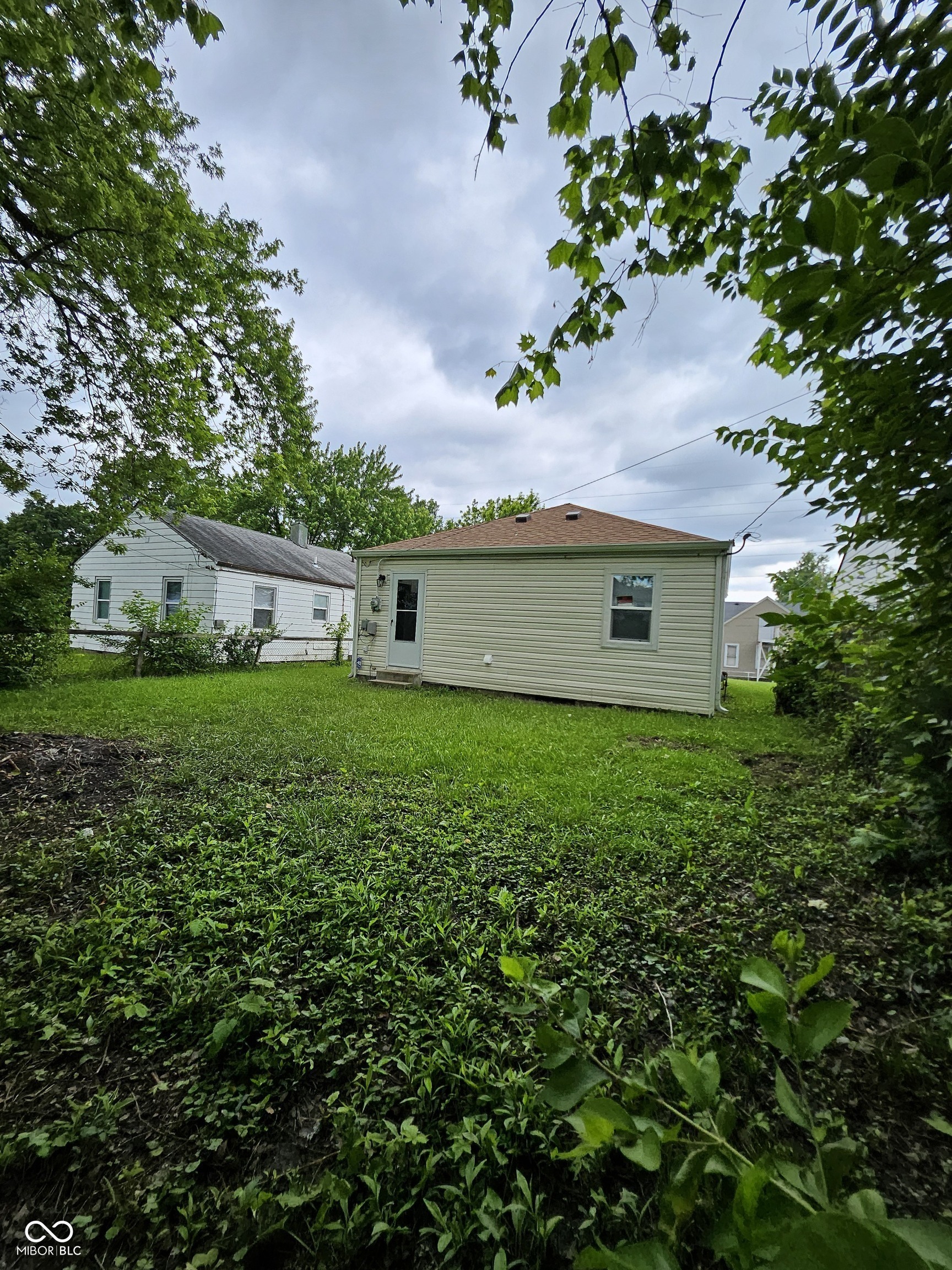 3305 E 30th Street