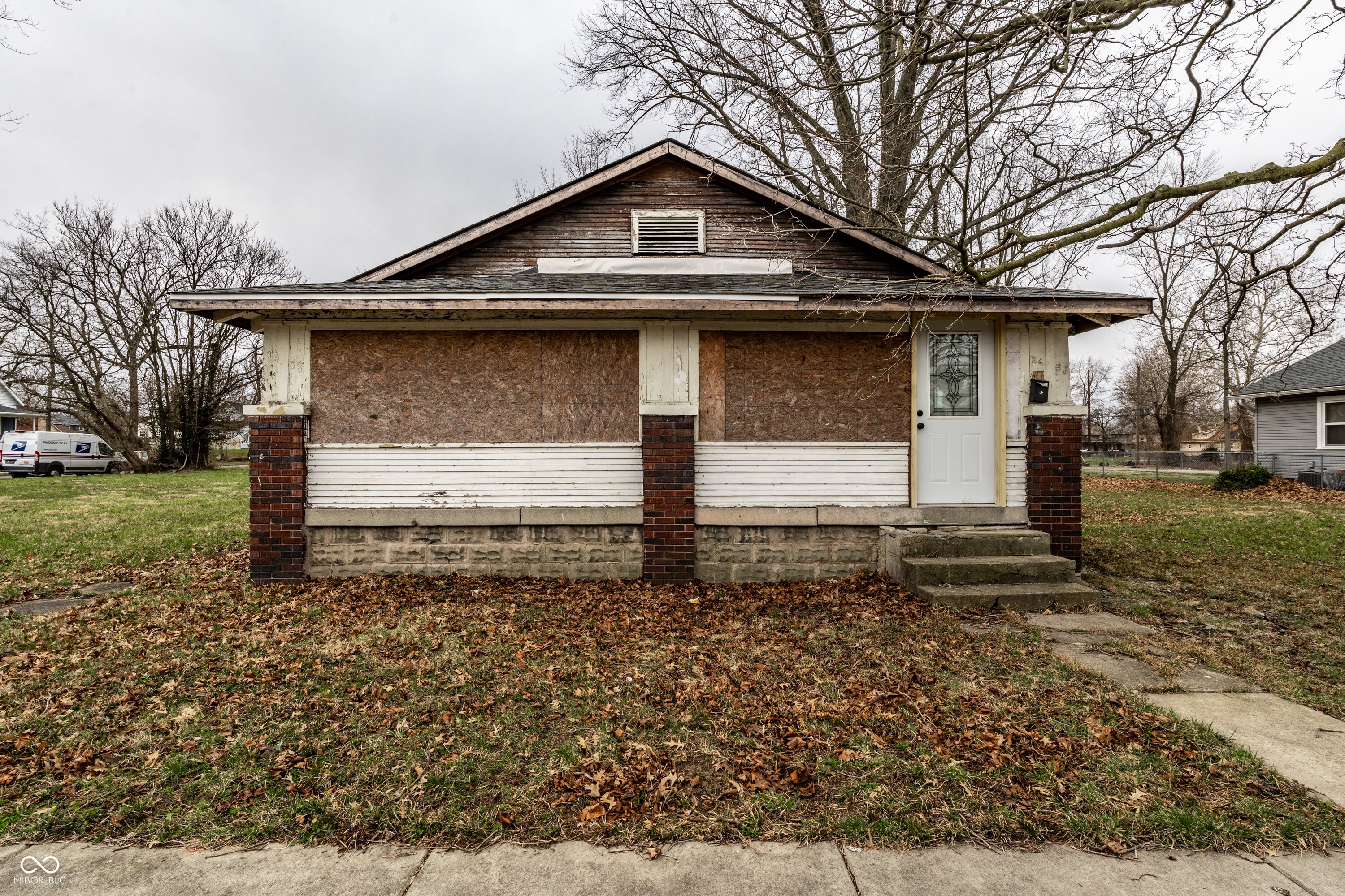 3453 E 26th Street
