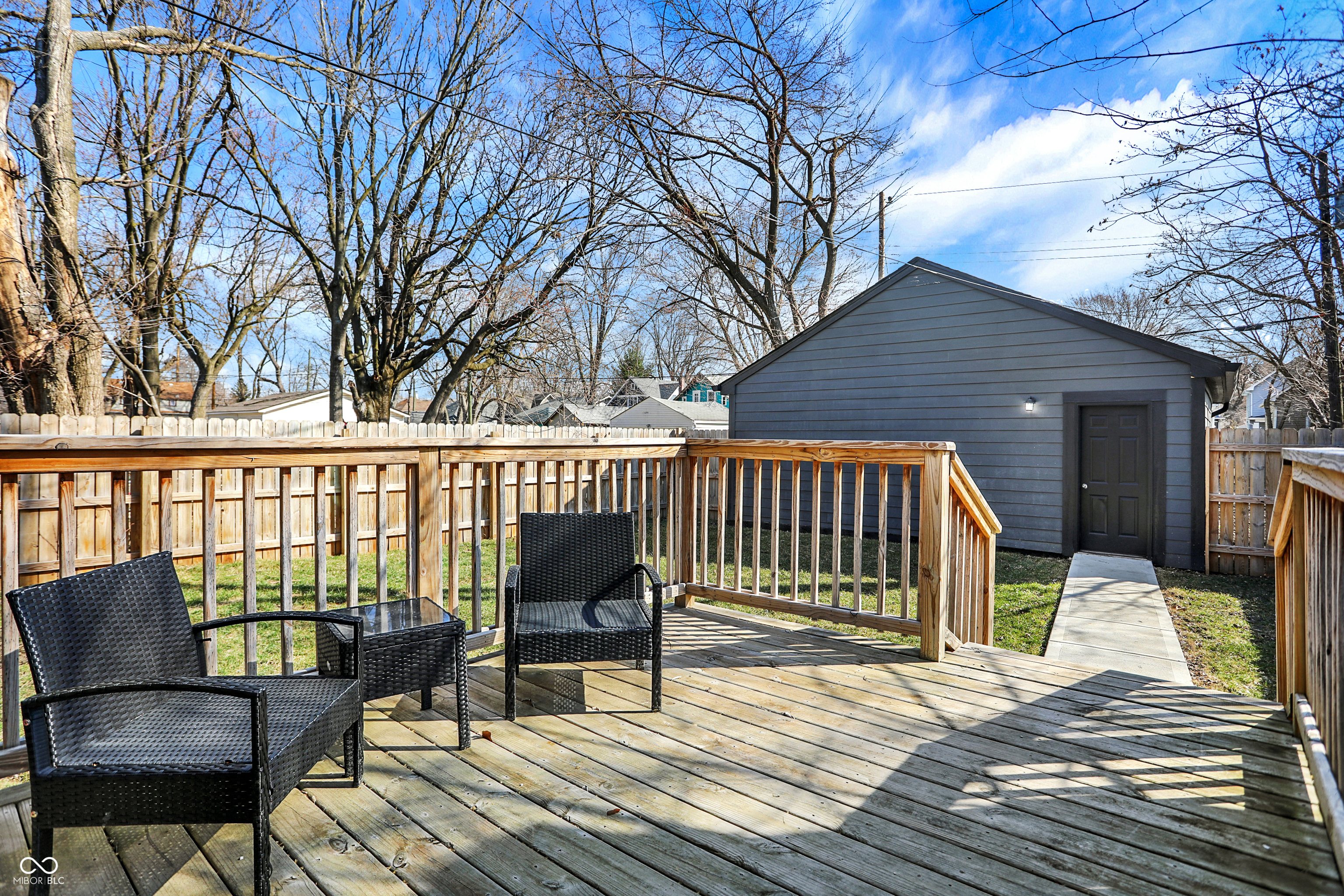 1209 N Rural Street