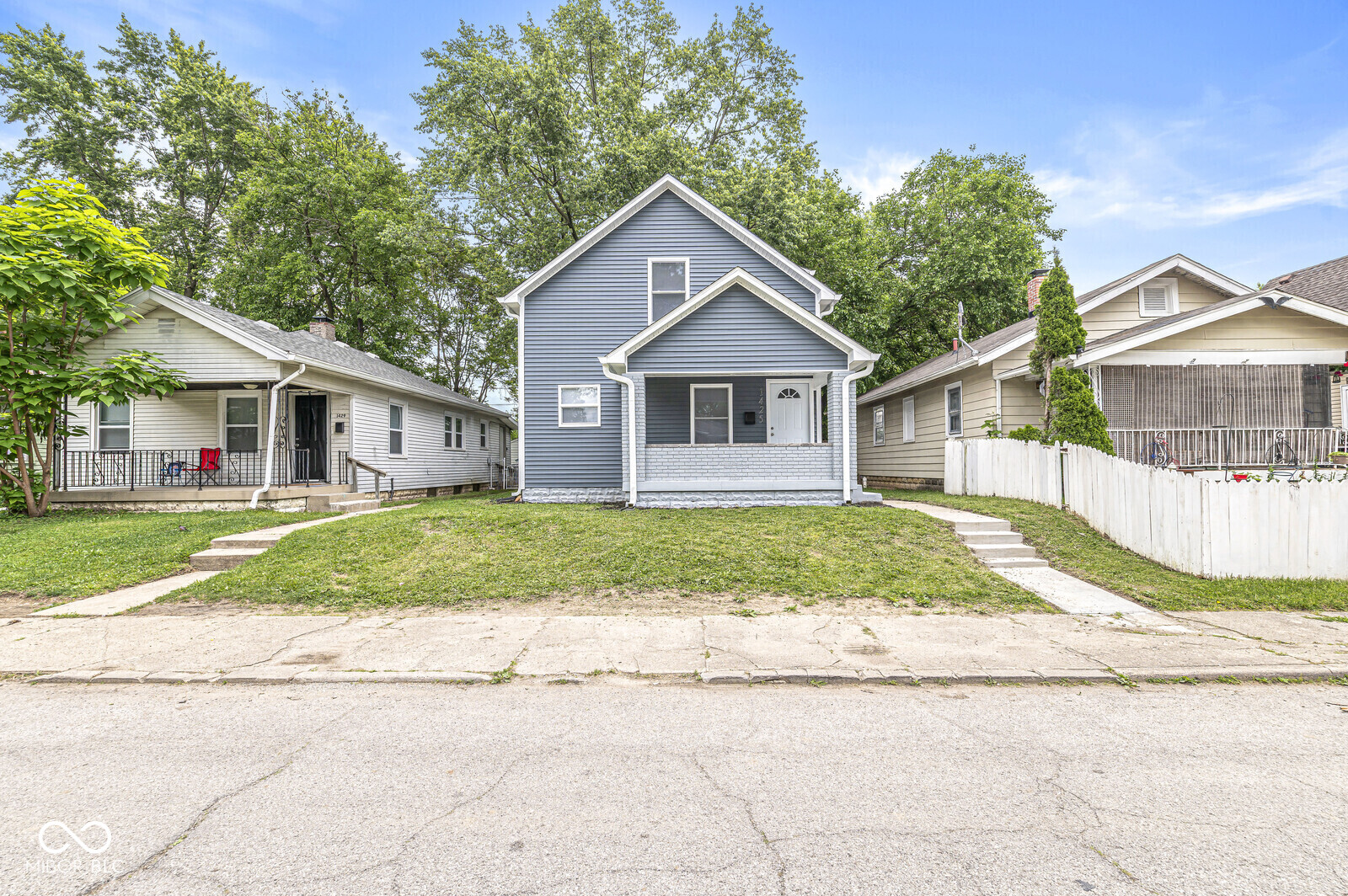 1425 N Grant Avenue