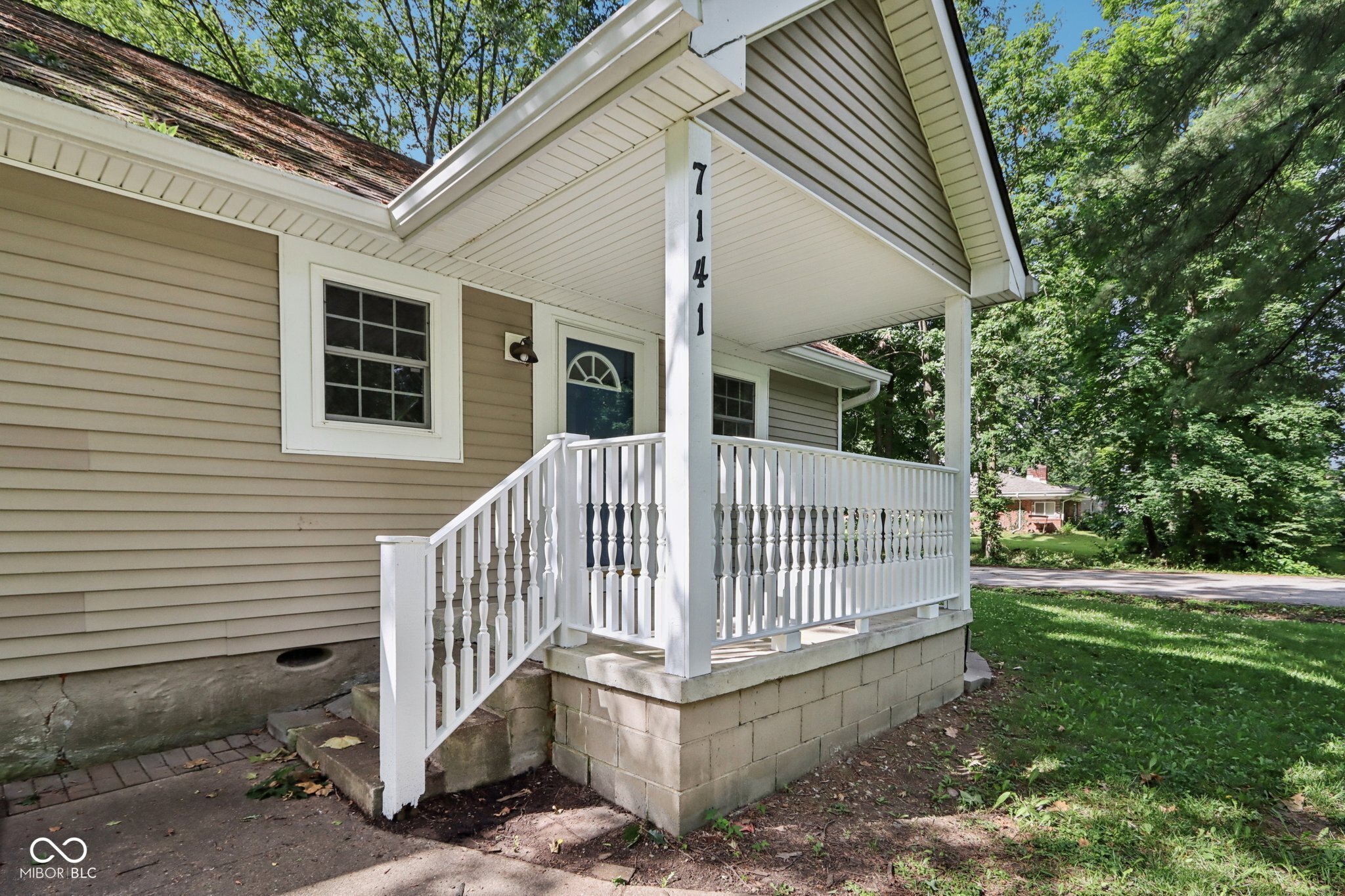 7141 E Pleasant Run Pkwy S Drive