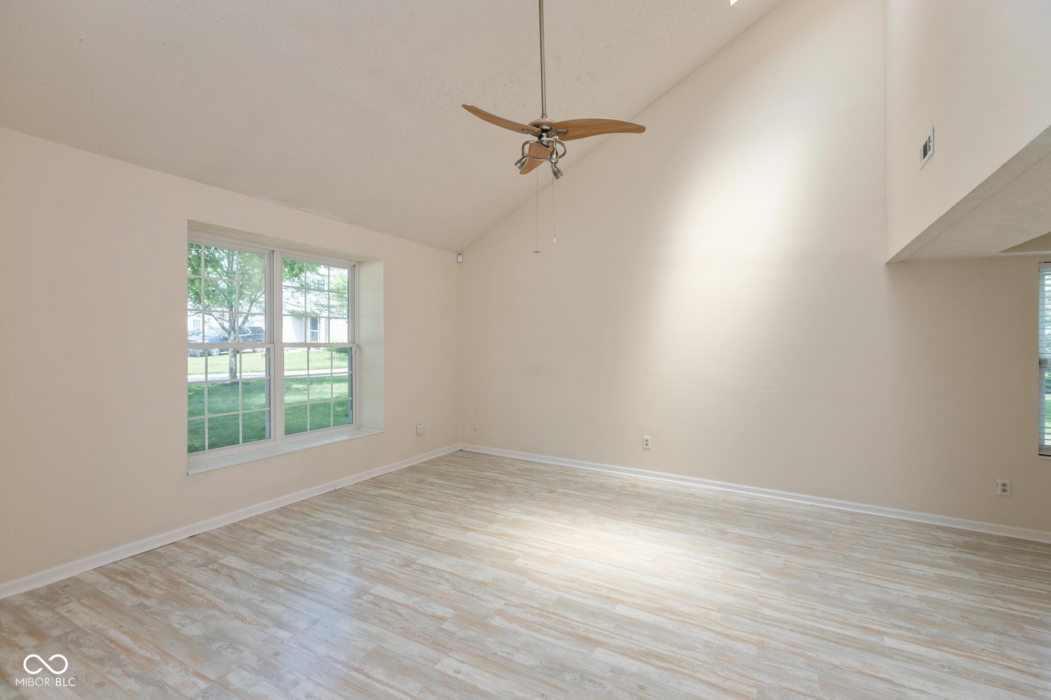 6118 Amber Court