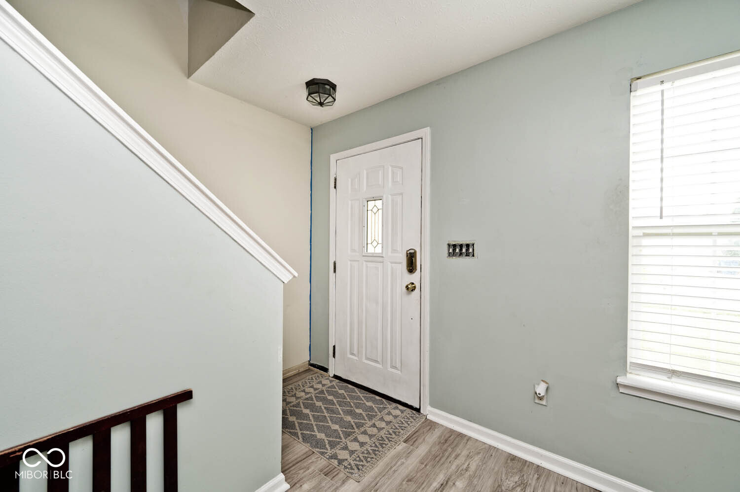 3917 N Bergamot Court