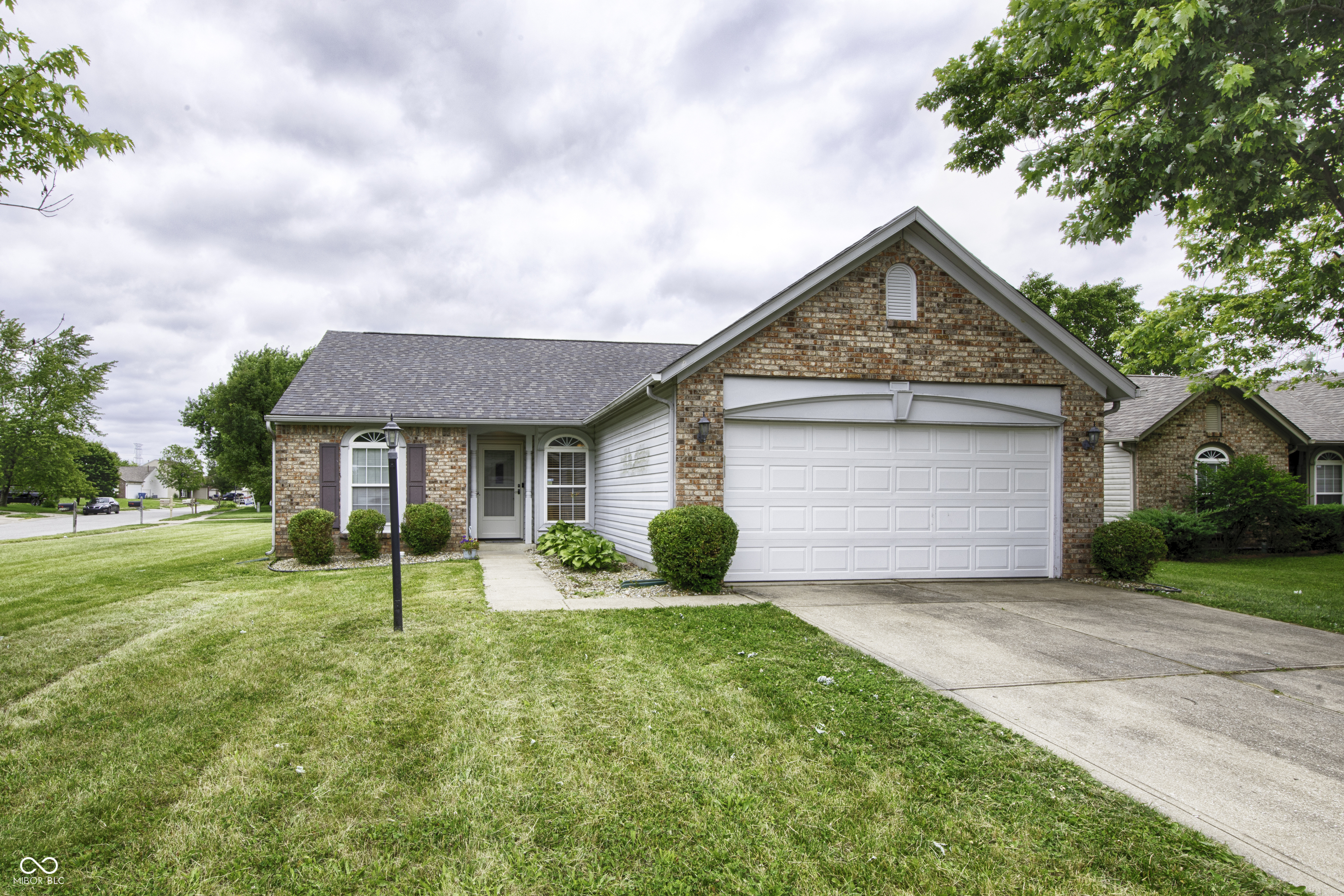 2211 Autumn Creek Drive