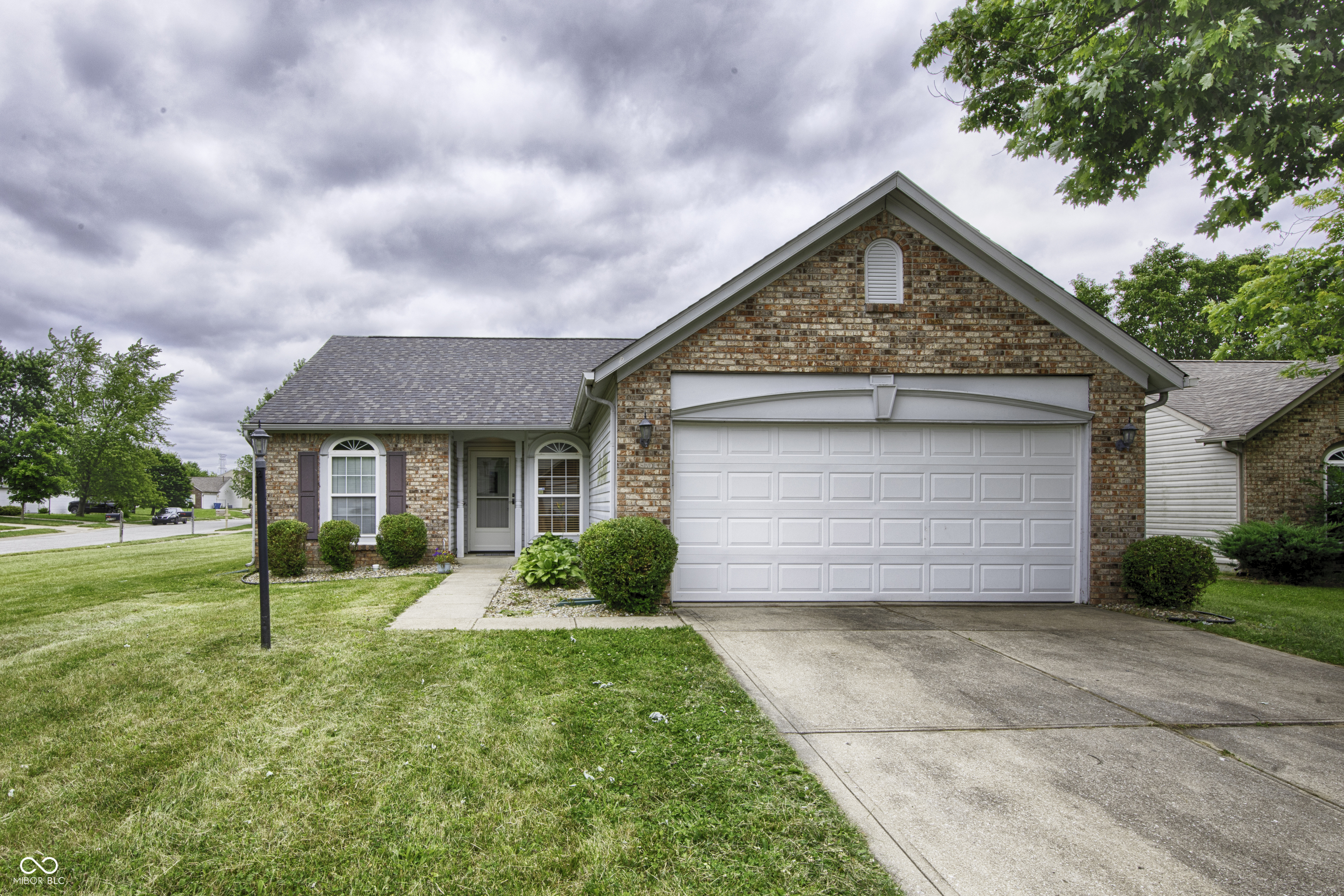 2211 Autumn Creek Drive