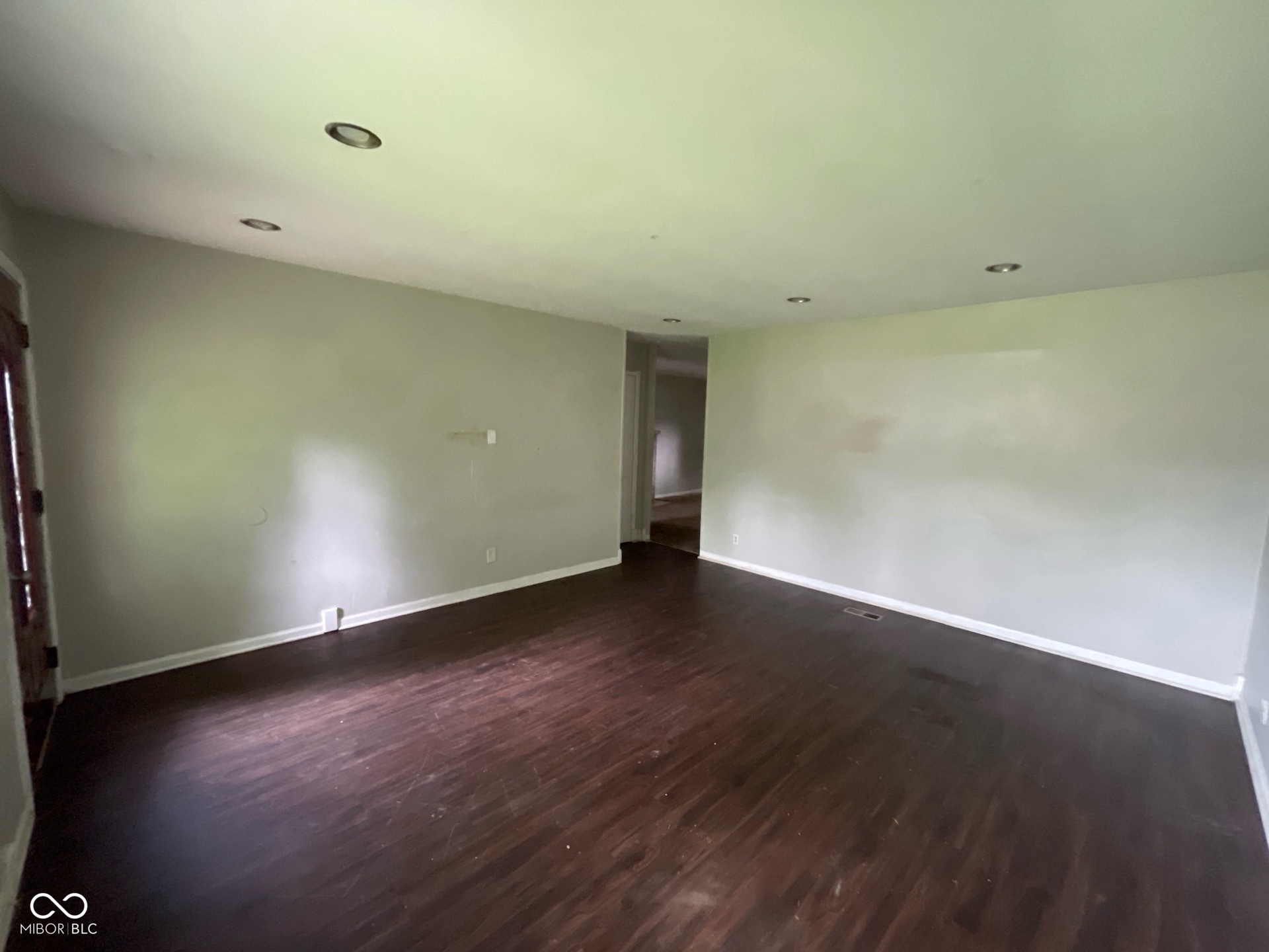 9045 Stardust Drive