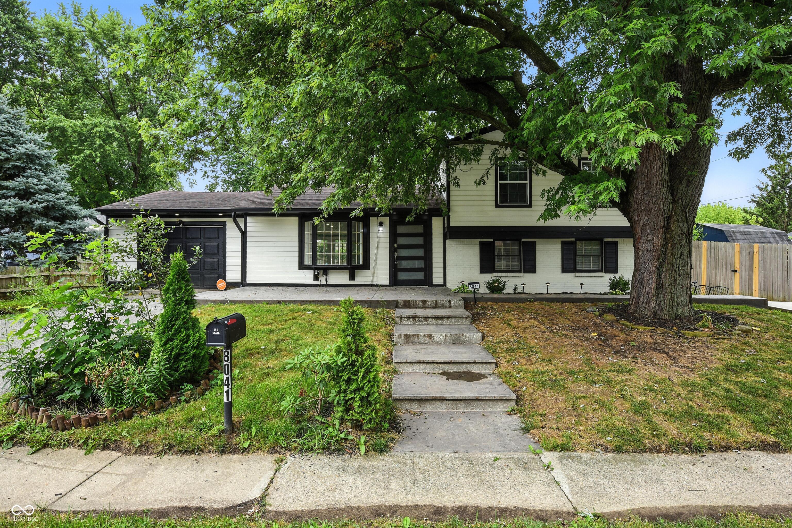 8041 Barry Road