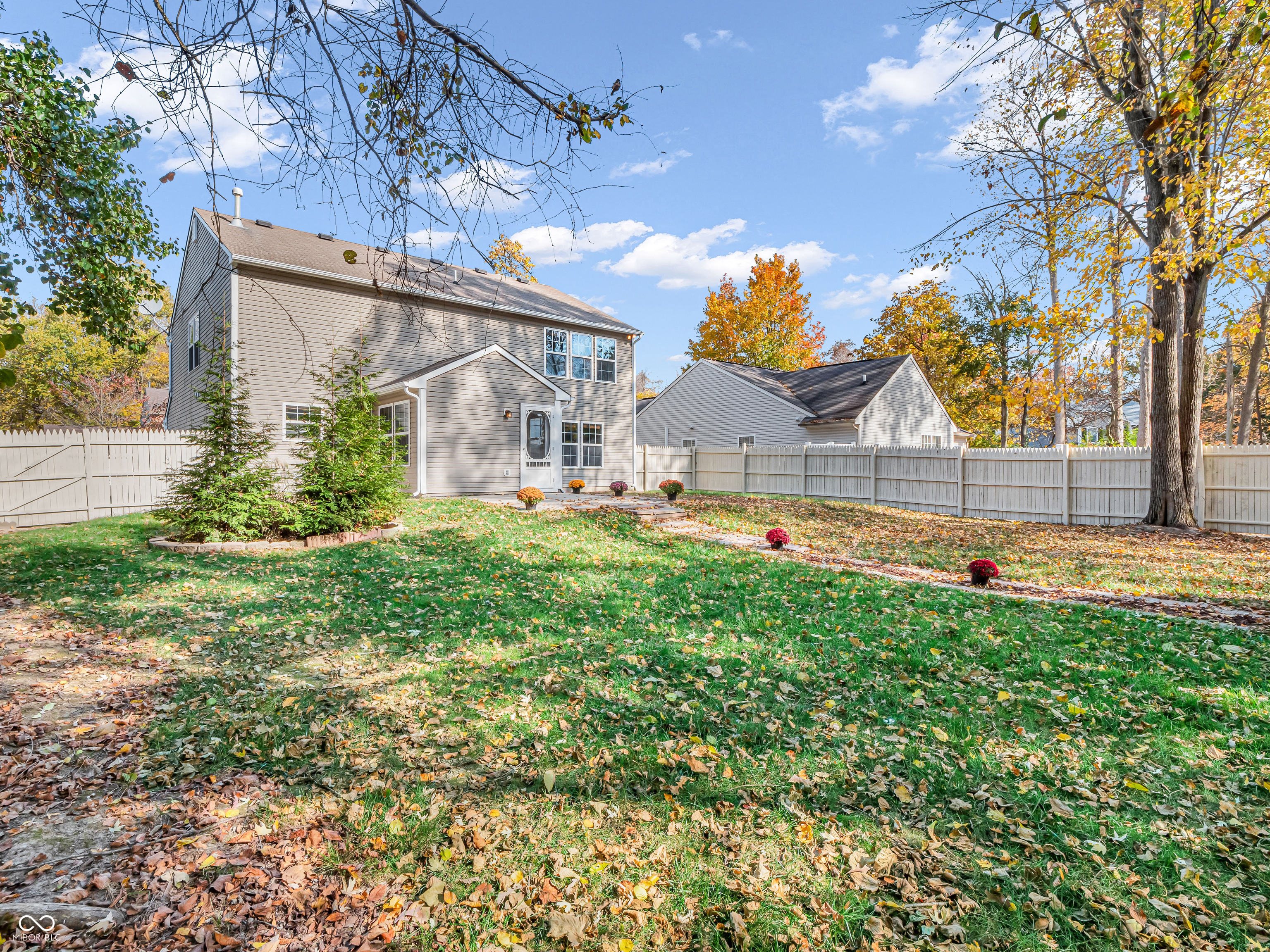 11411 Shady Hollow Lane