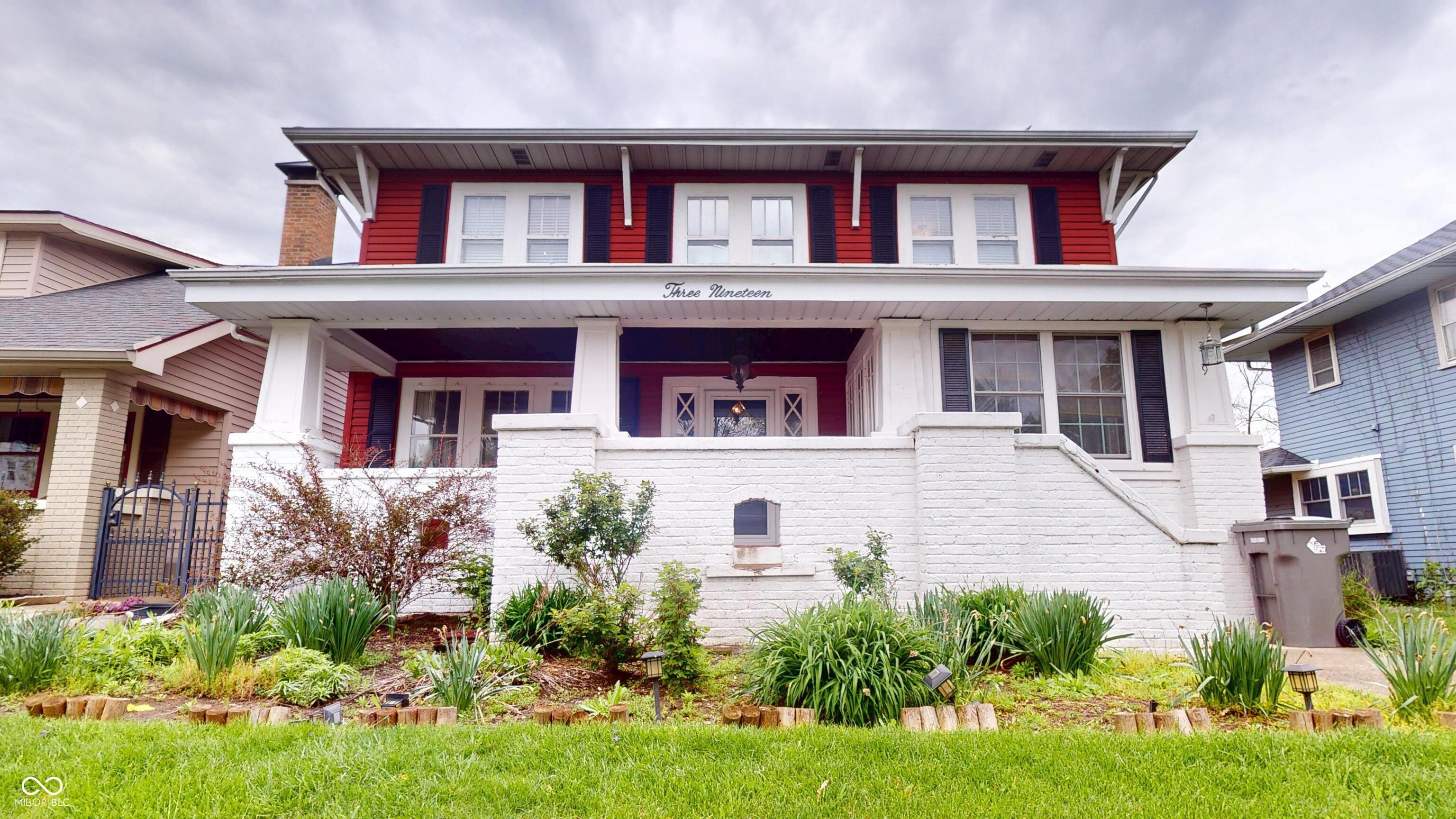 319 N Ridgeview Drive