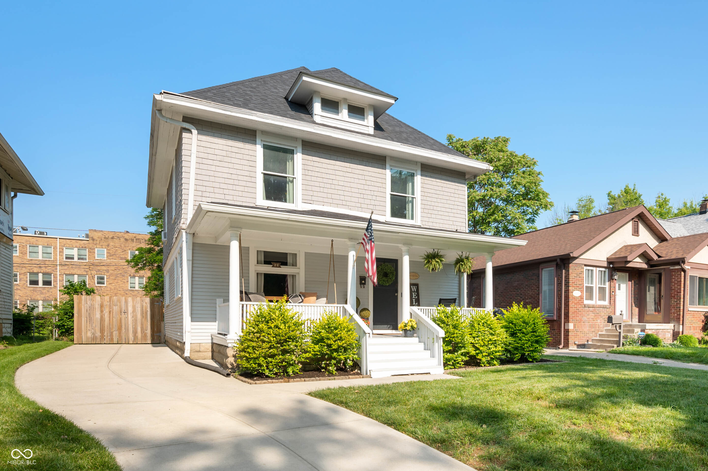22 N Bolton Avenue