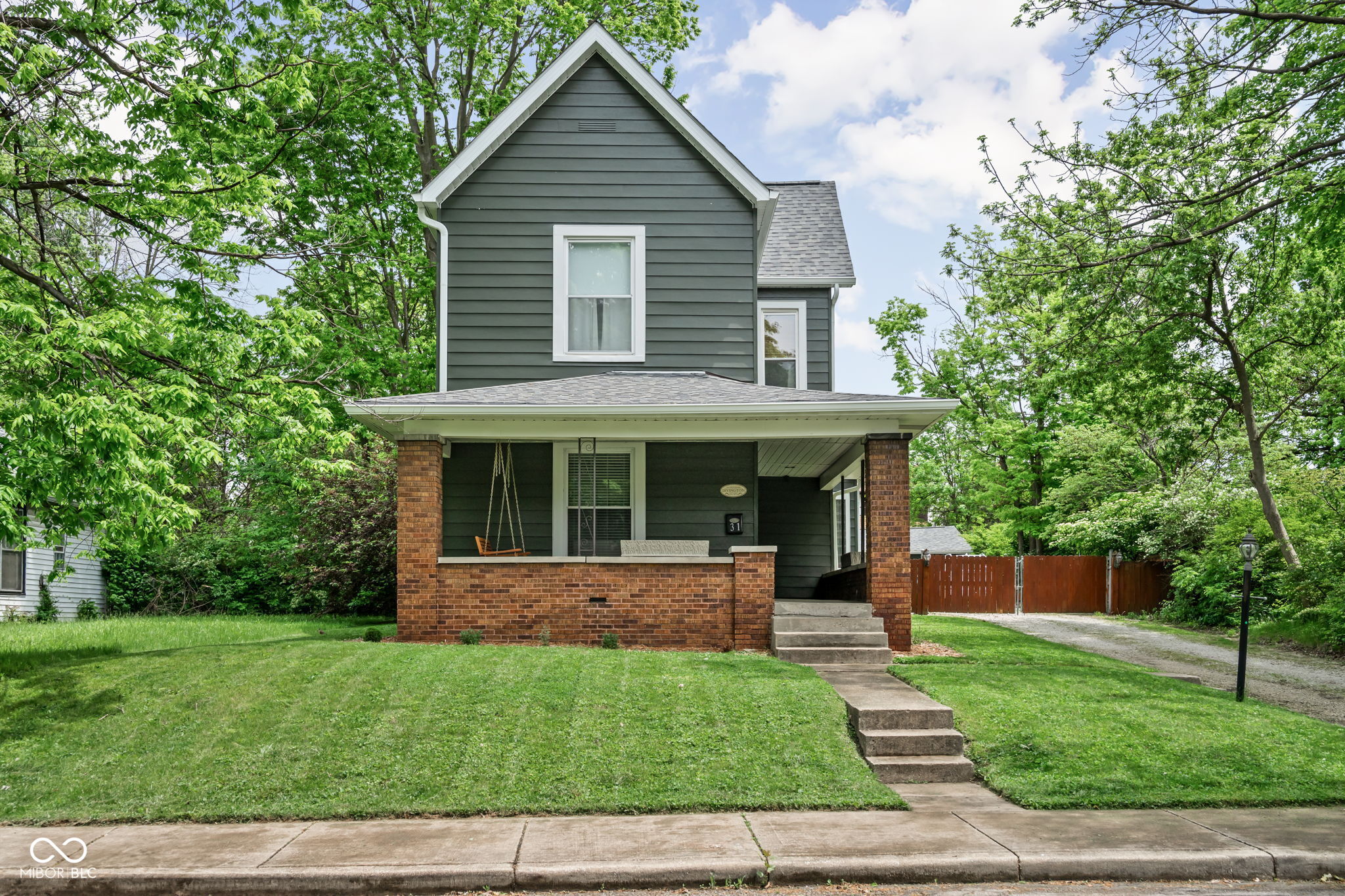 31 N Bolton Avenue