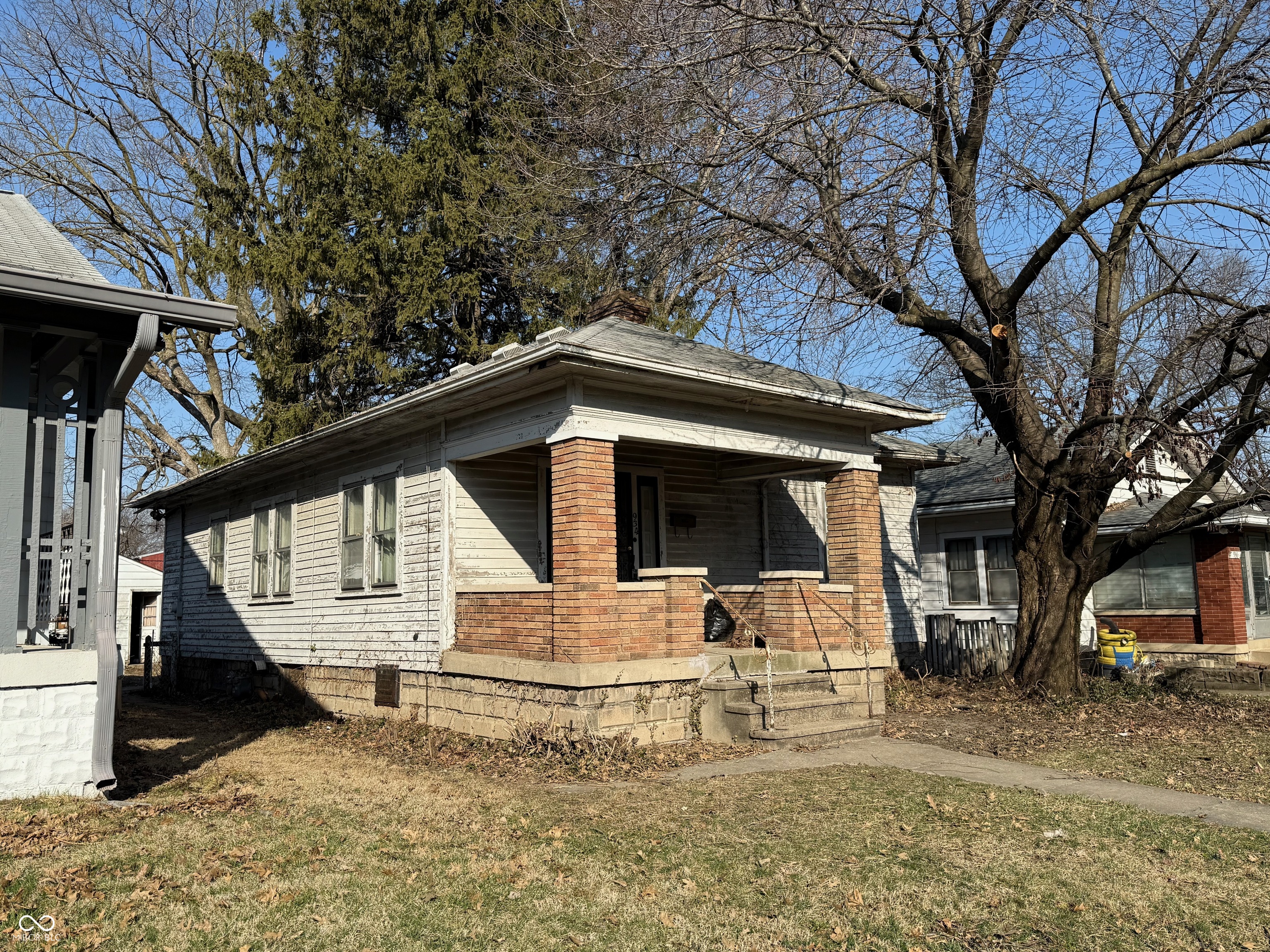 934 N Denny Street