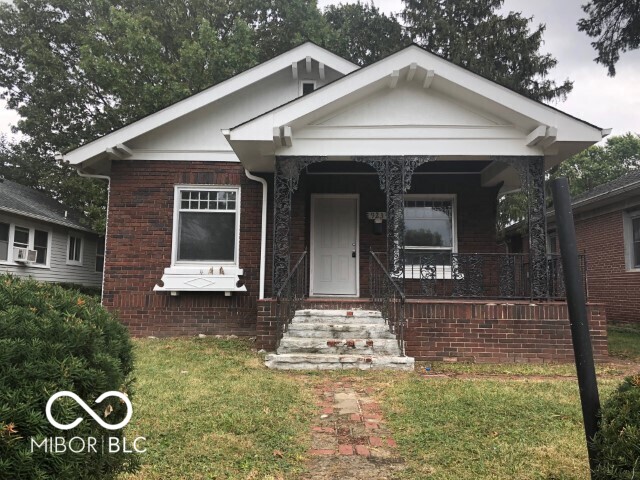 923 N Denny Street