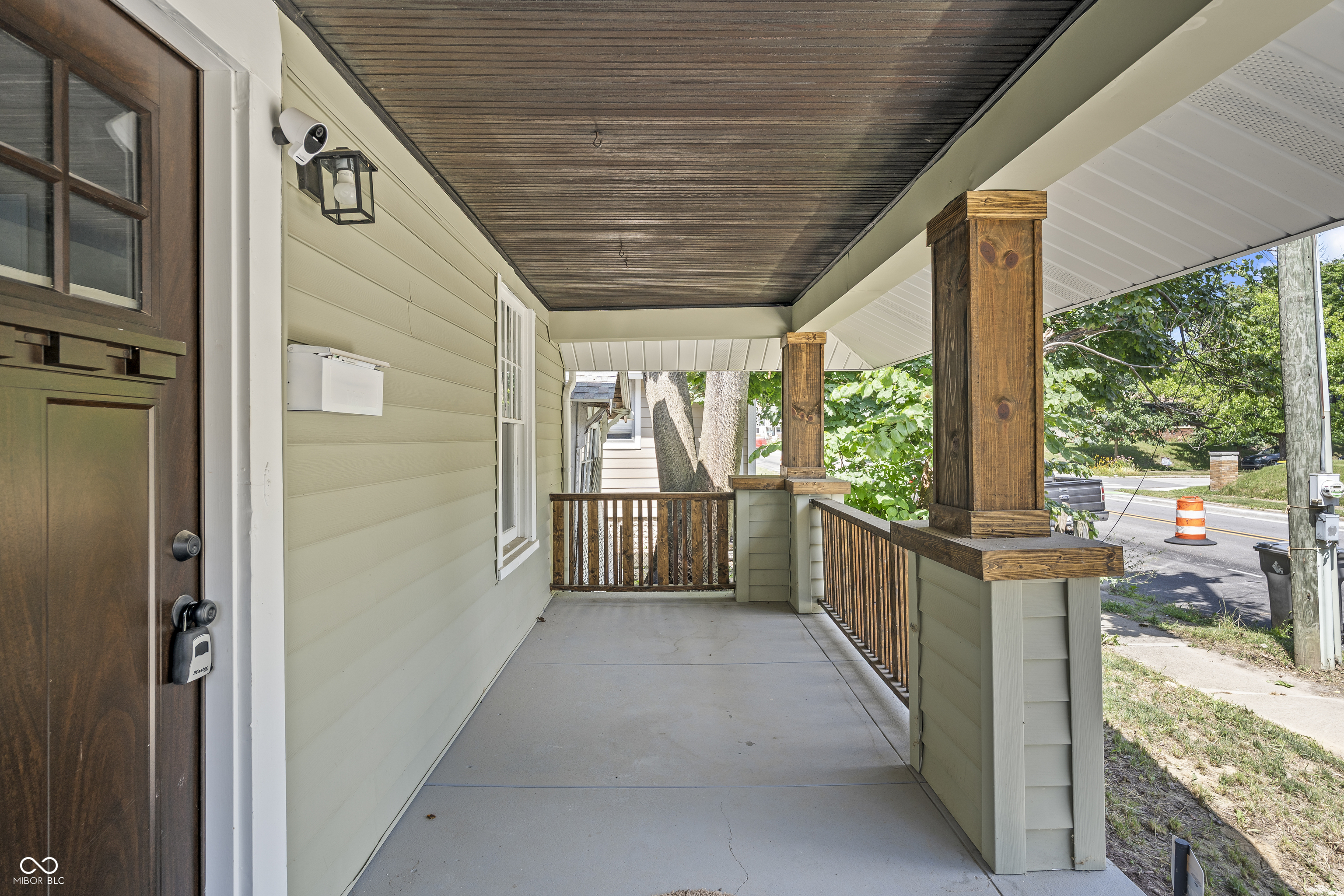 5009 E Michigan Street