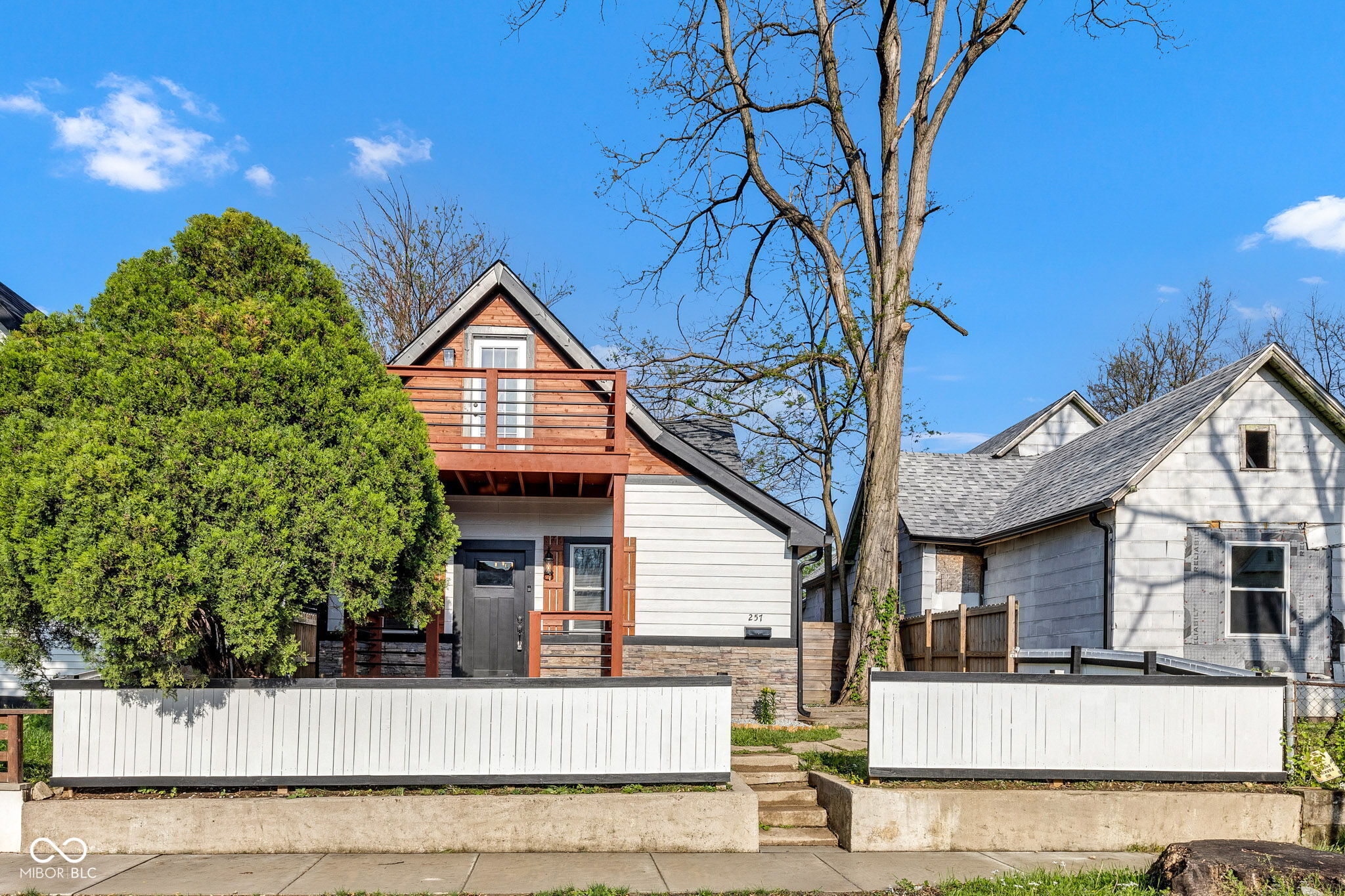 257 N Tacoma Avenue