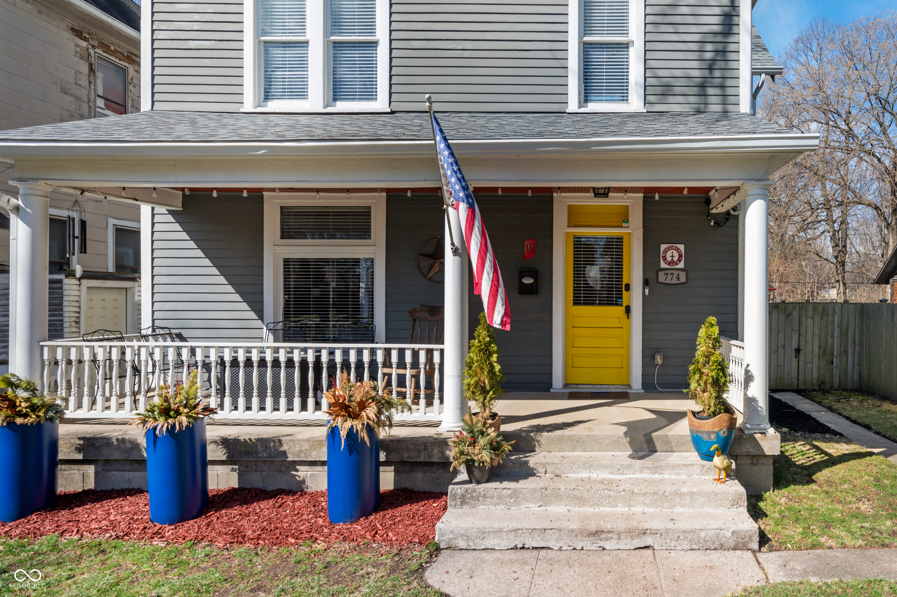 774 Woodruff Pl E Drive