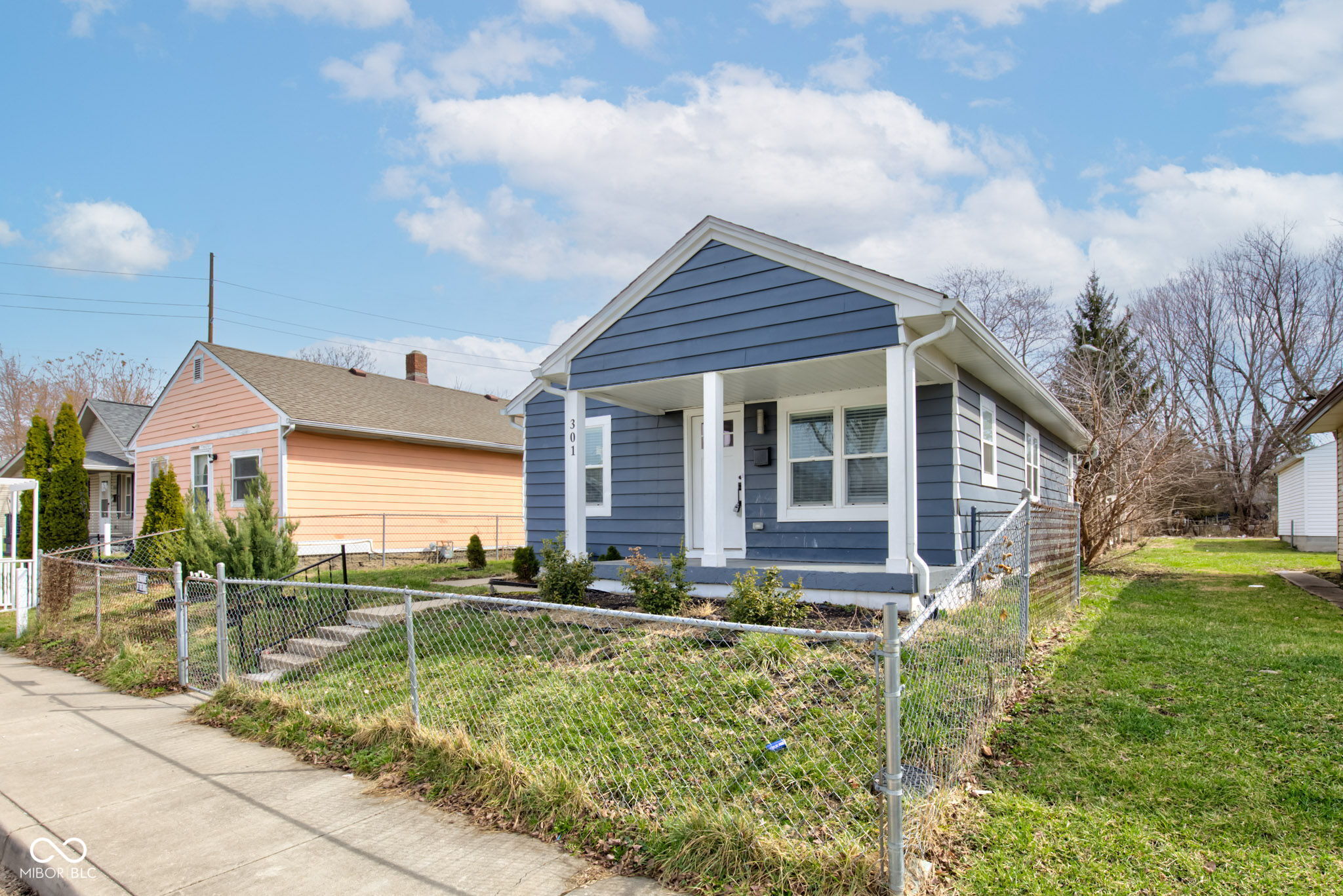 301 Villa Avenue