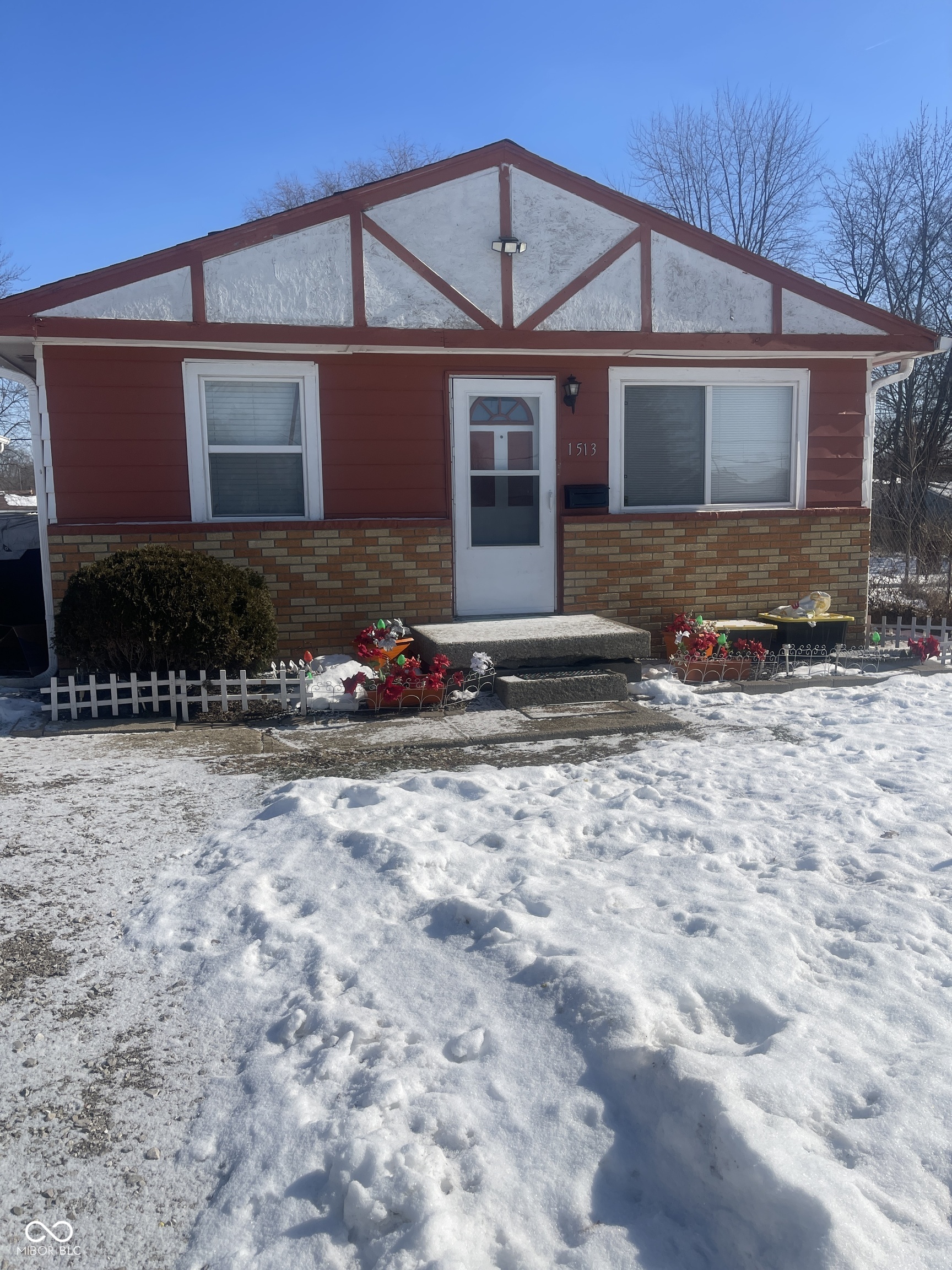 1513 S Rural Street