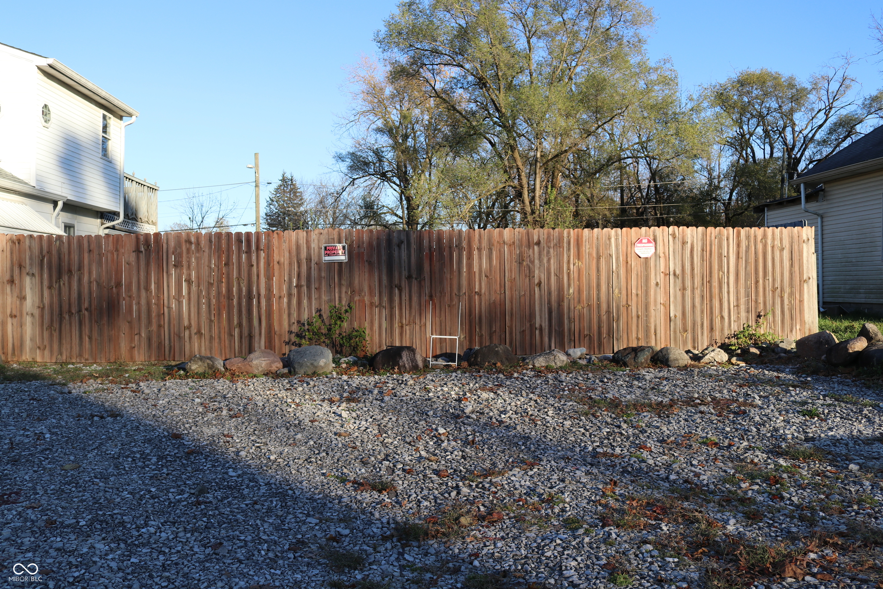 1827 Calvin Street