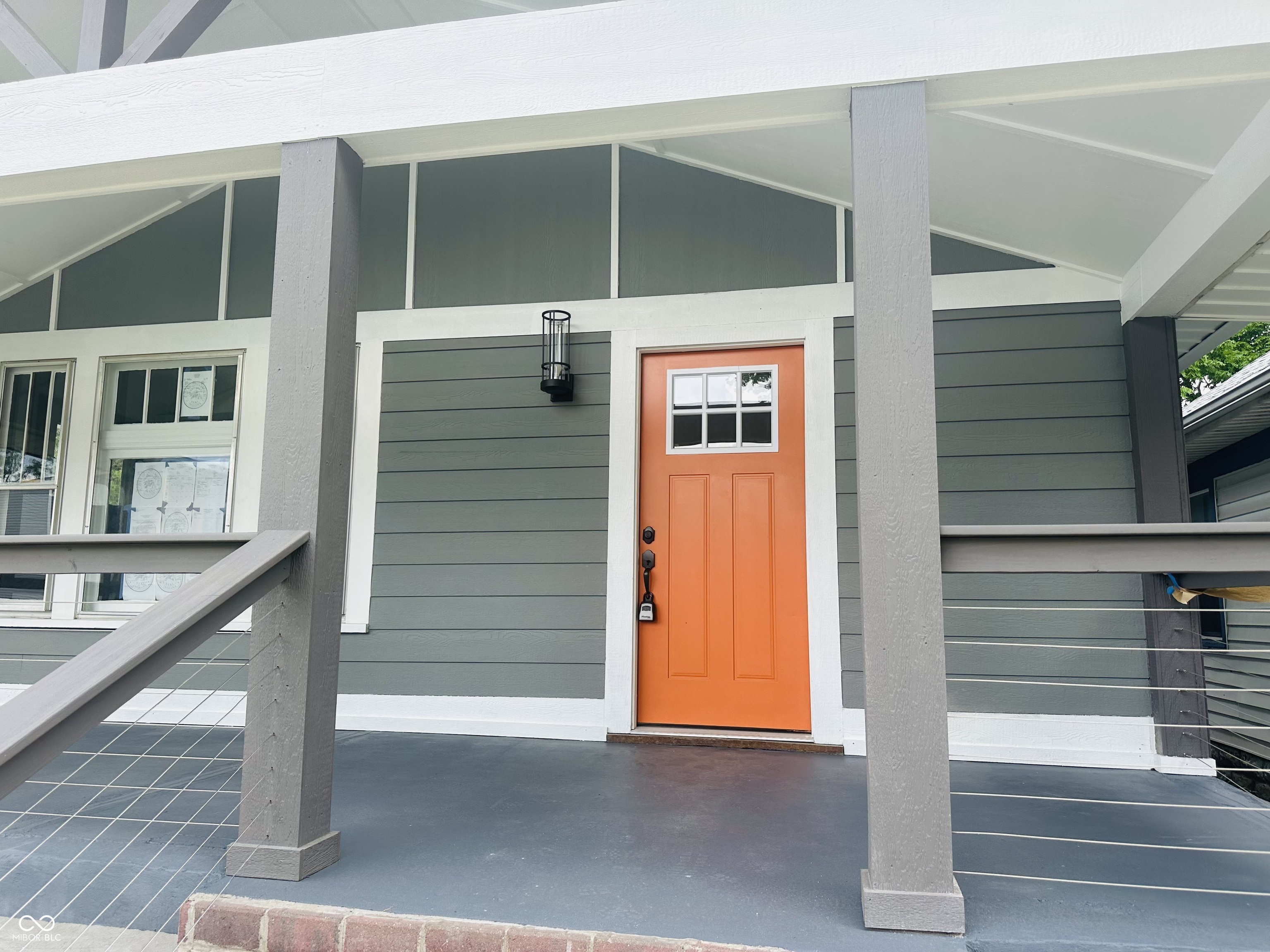 1718 Thaddeus Street