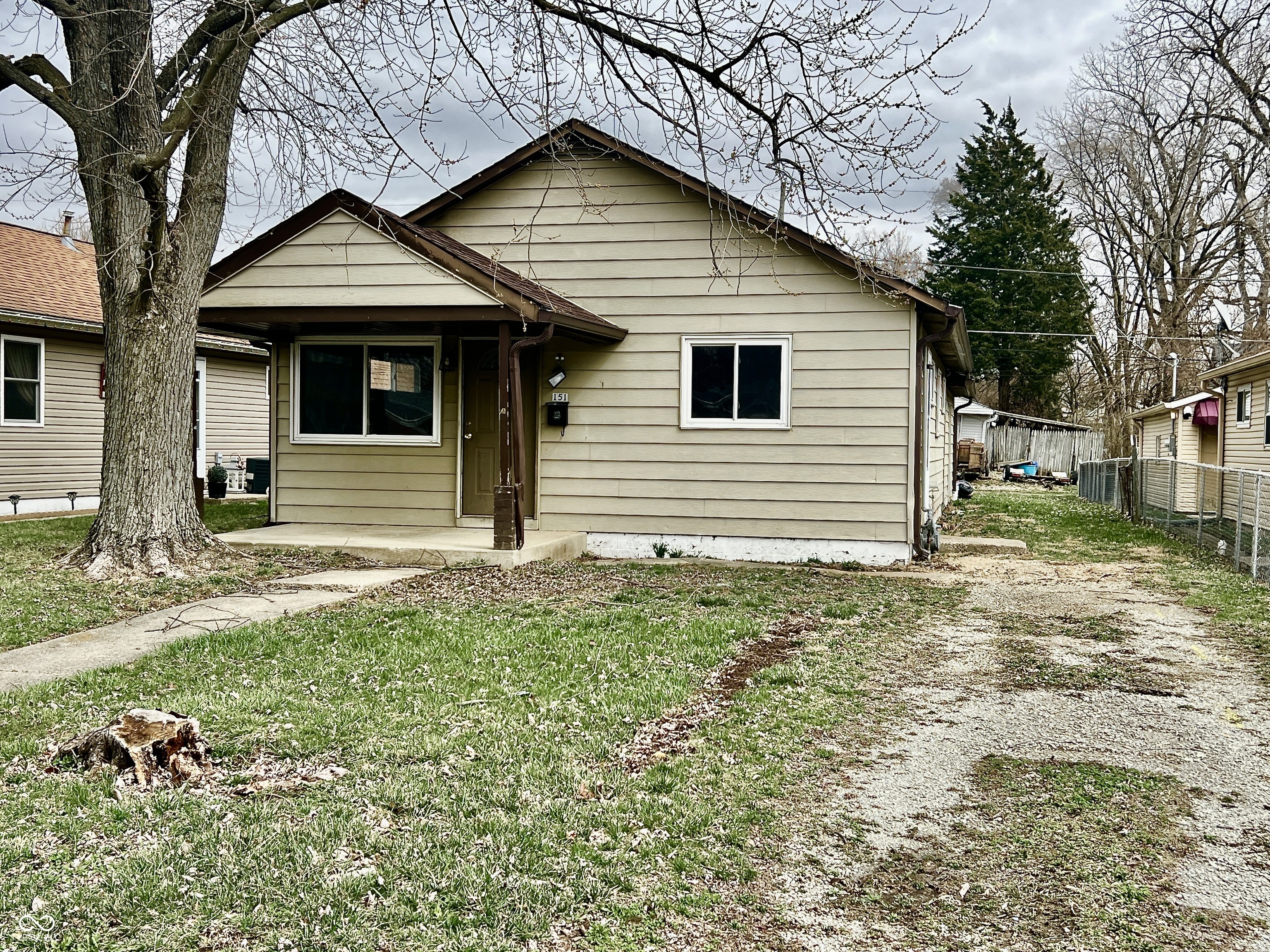 151 N 8th Avenue