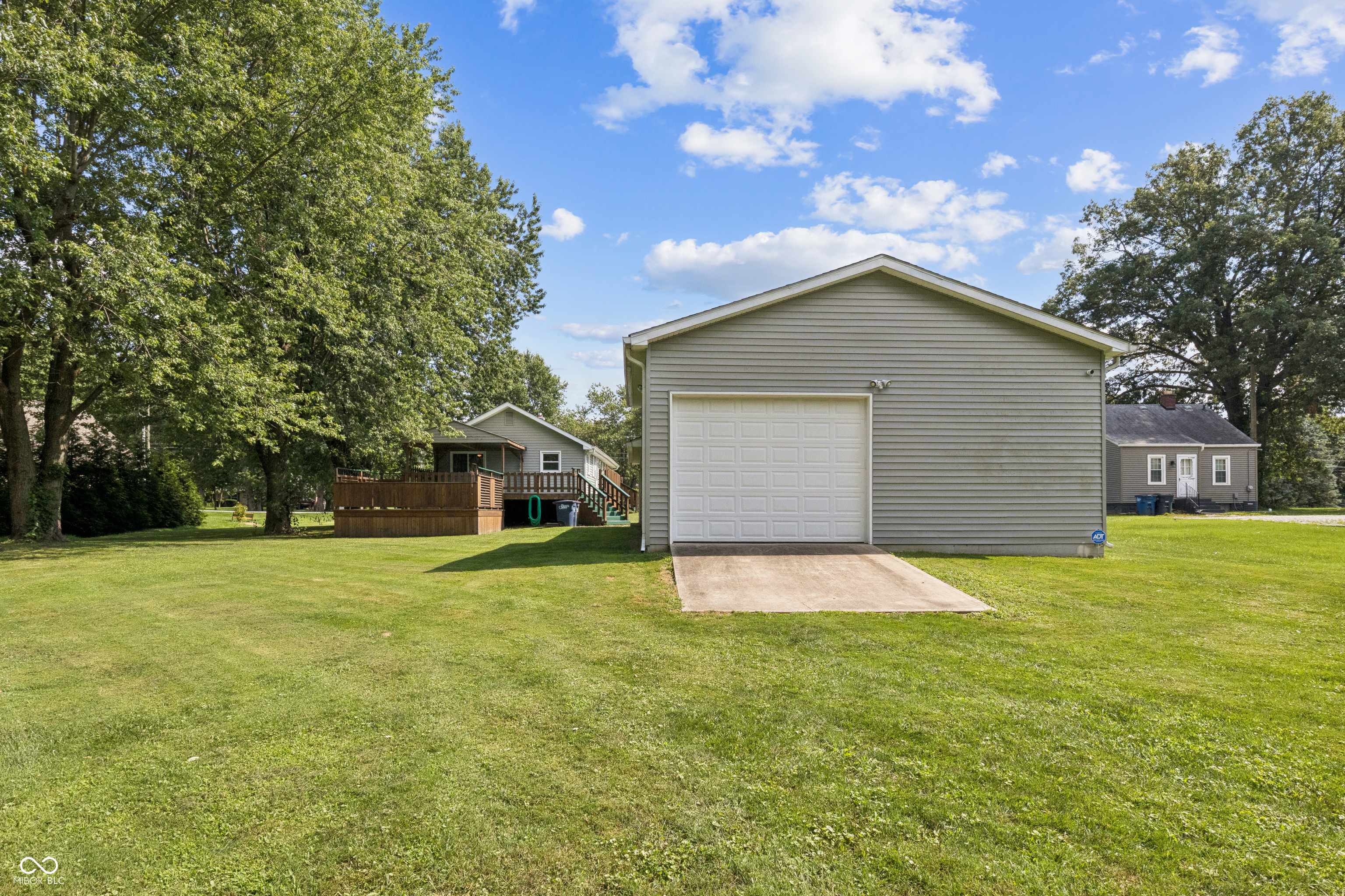 3608 E Sumner Avenue