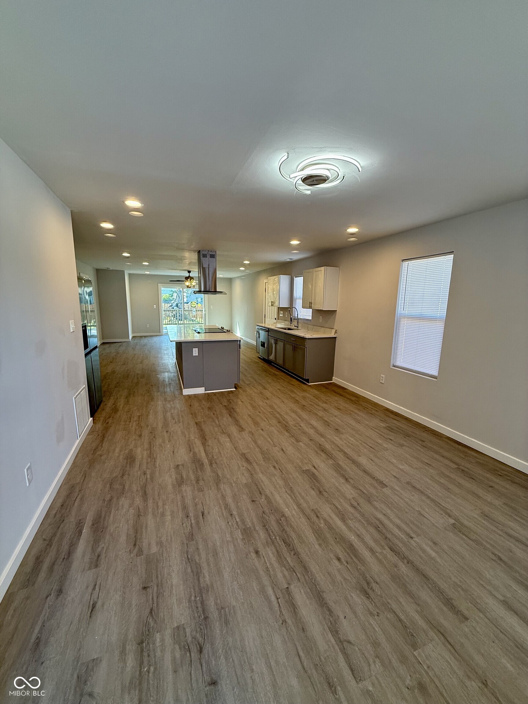 2307 Werges E Avenue