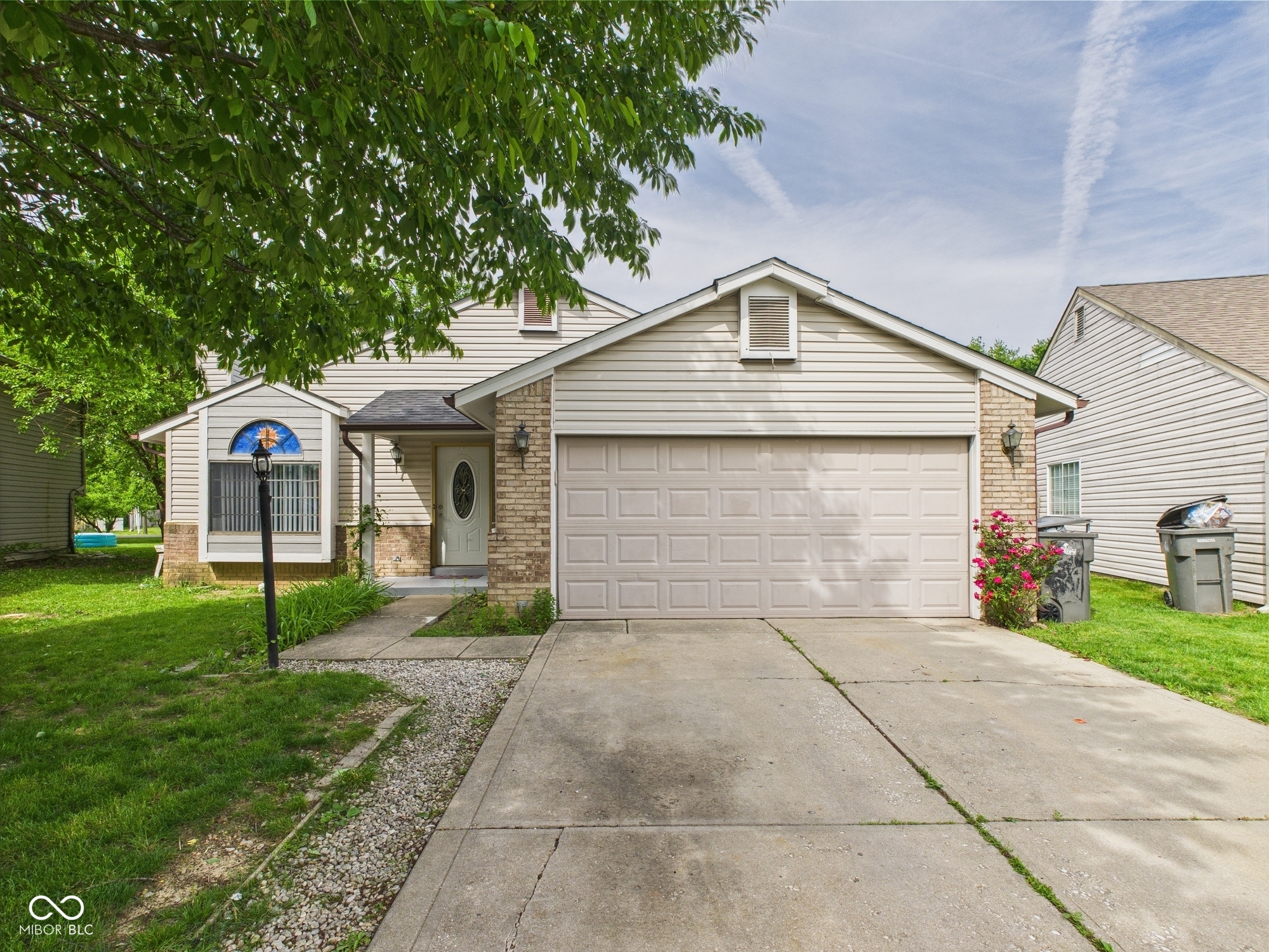 3223 Keystone Lakes Way