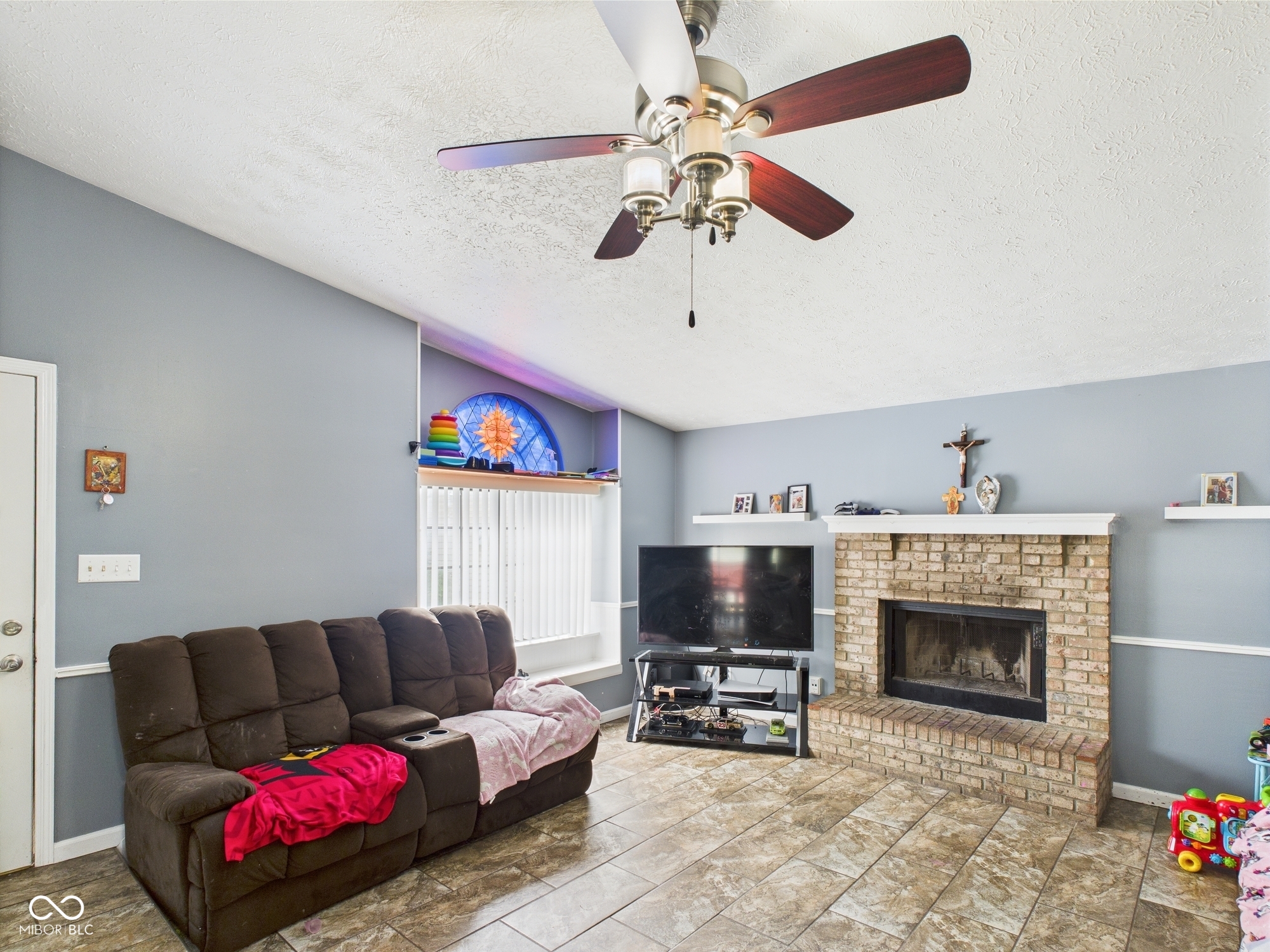 3223 Keystone Lakes Way