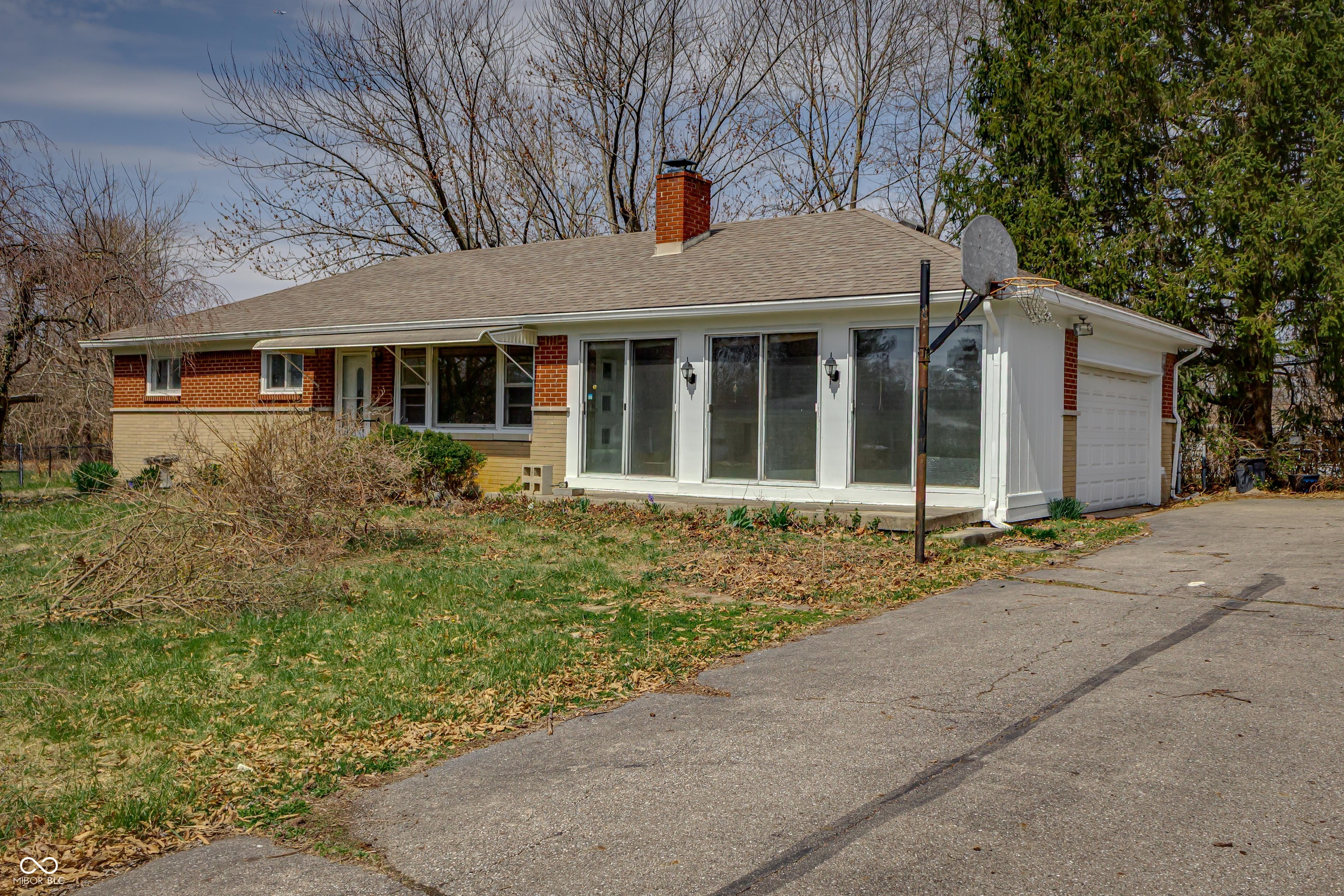 3510 Chamberlin Drive