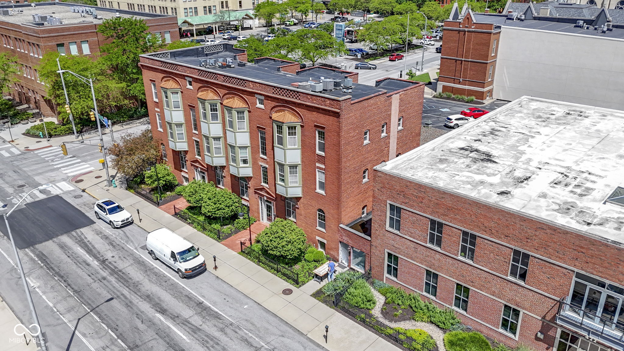 404 E New York E Street