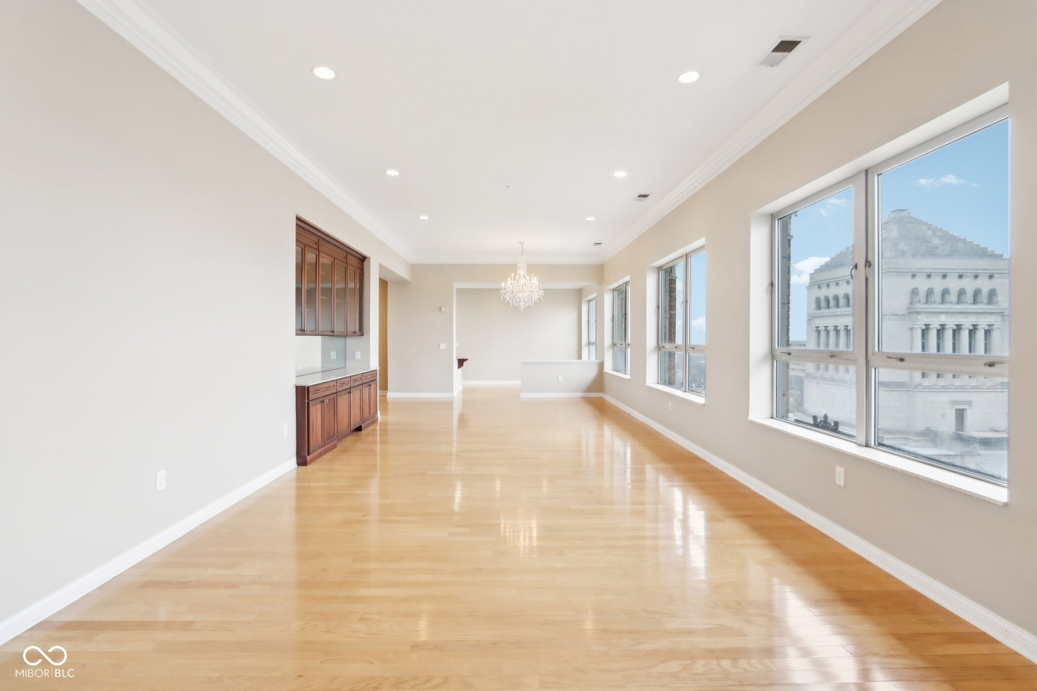 350 N Meridian Street
