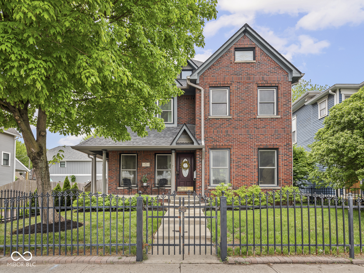 914 N College Avenue