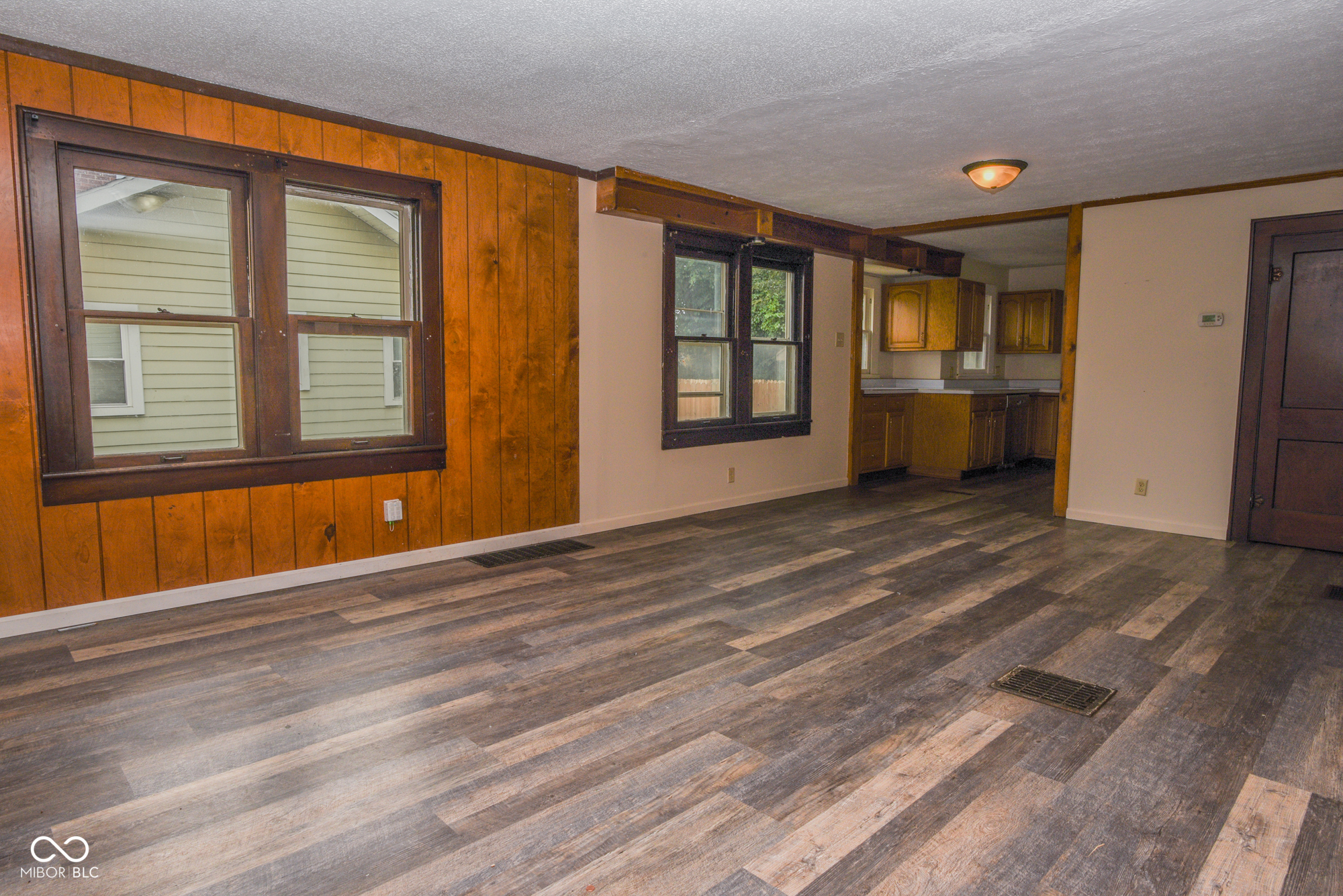 332 Barton Avenue
