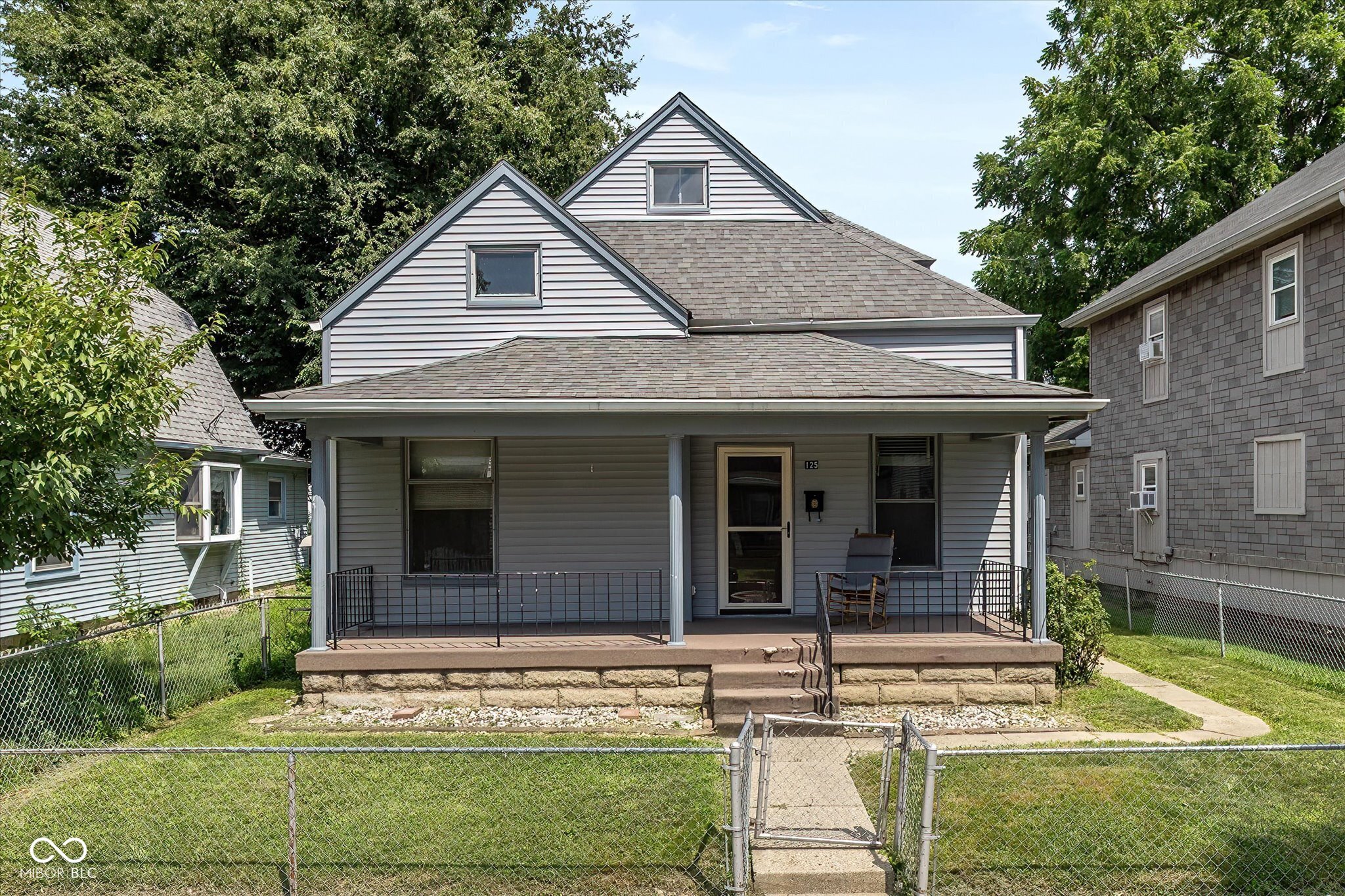 125 Neal Avenue