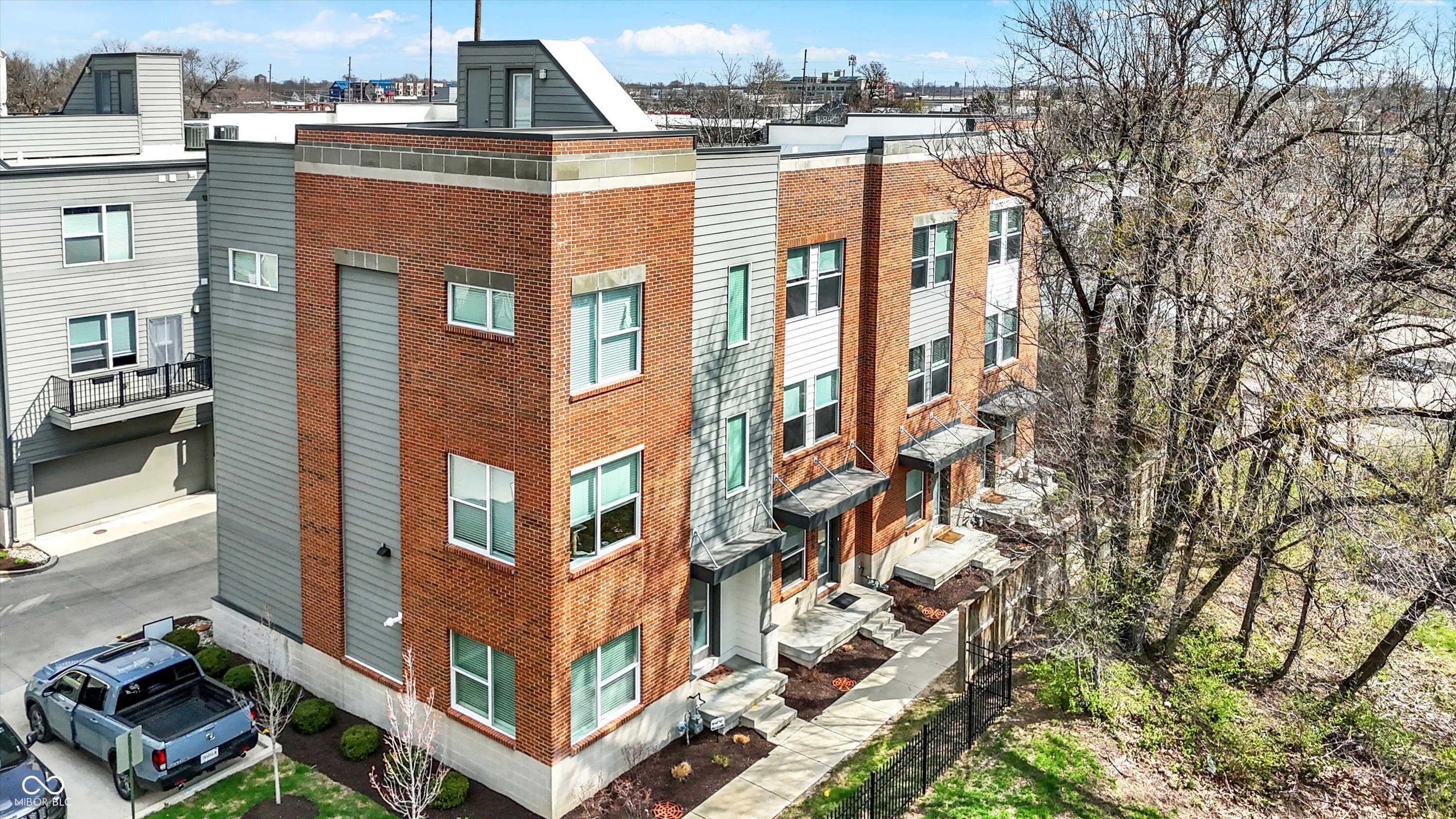 805 Switchyard Place