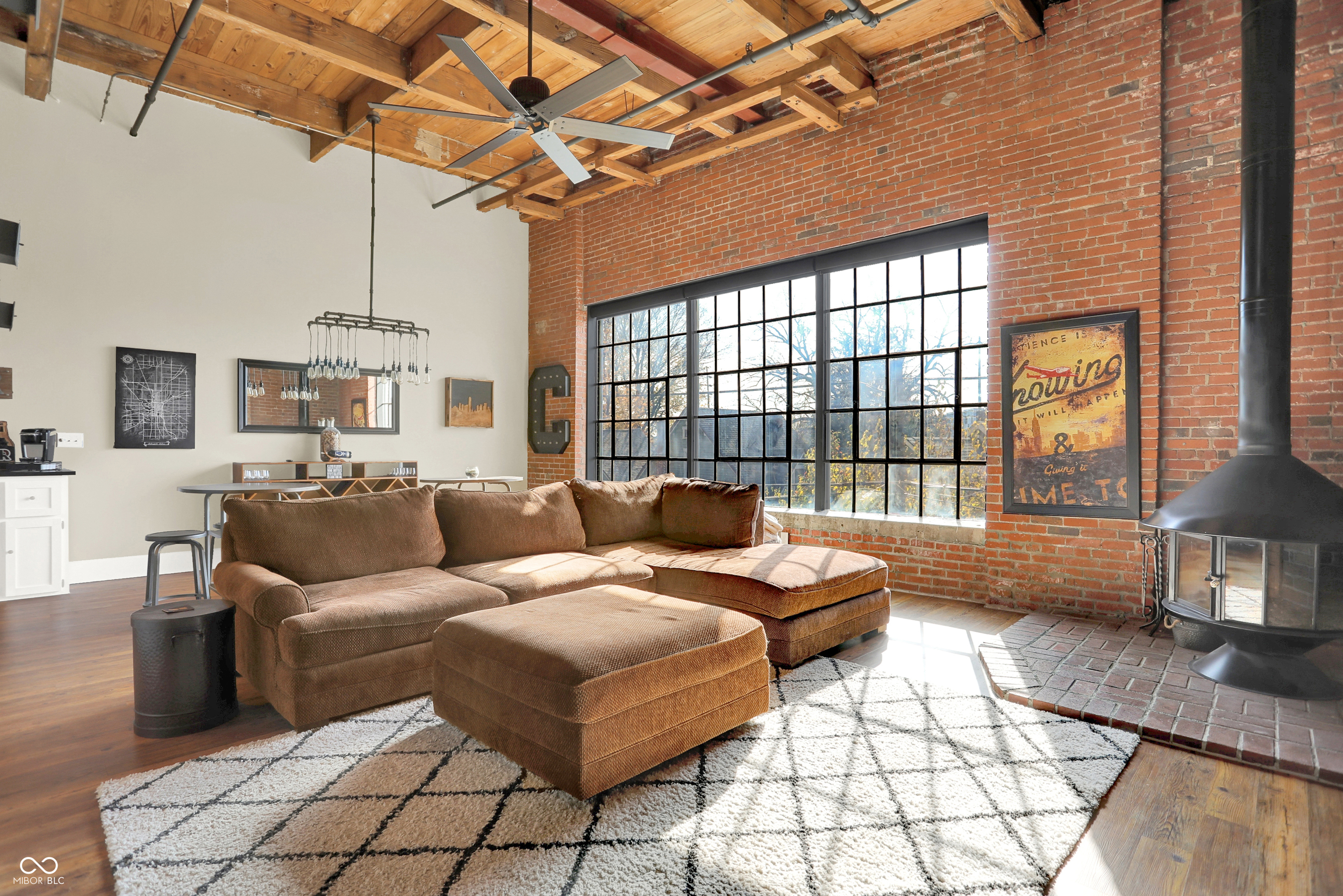 735 Lexington Avenue