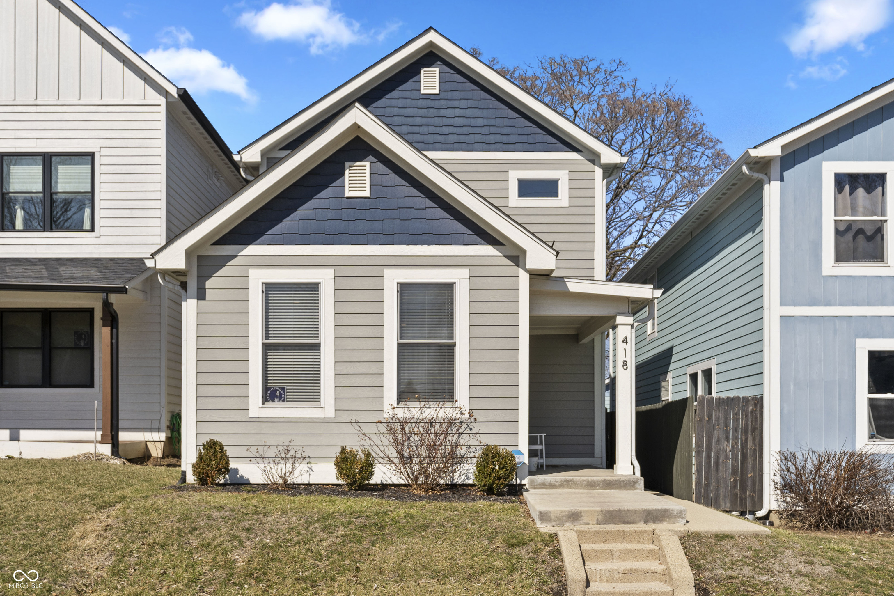 418 Sanders Street