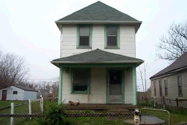 1438 S Illinois
