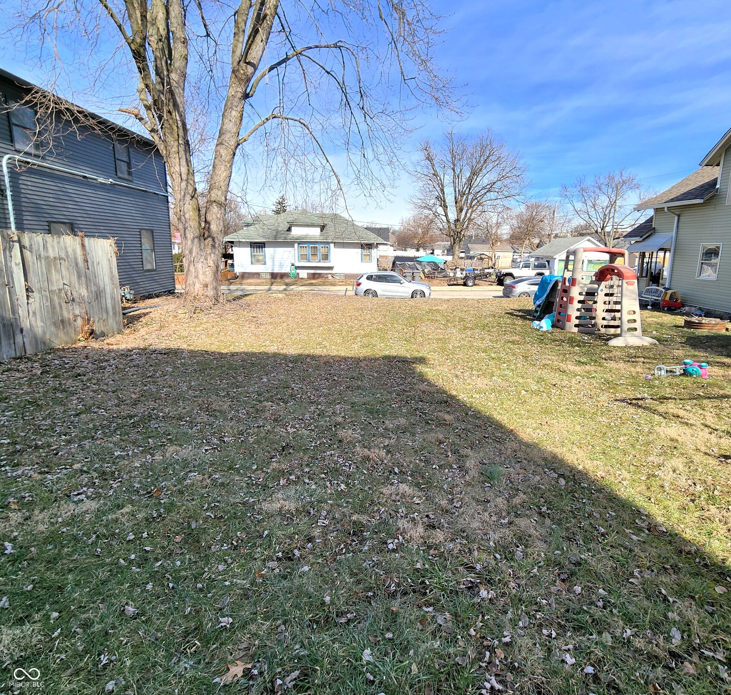 139 Hoefgen Street