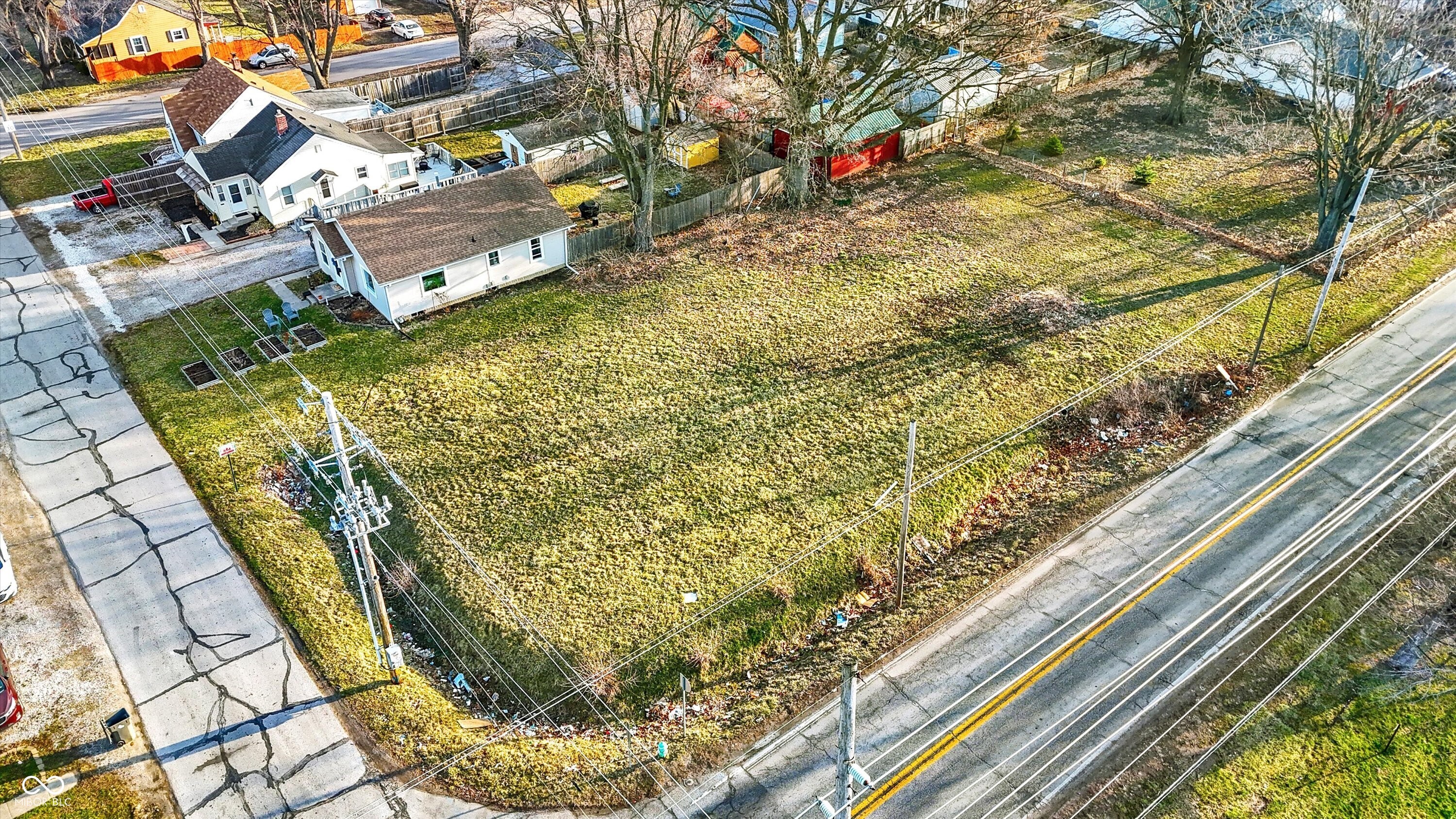 62 E Troy Avenue