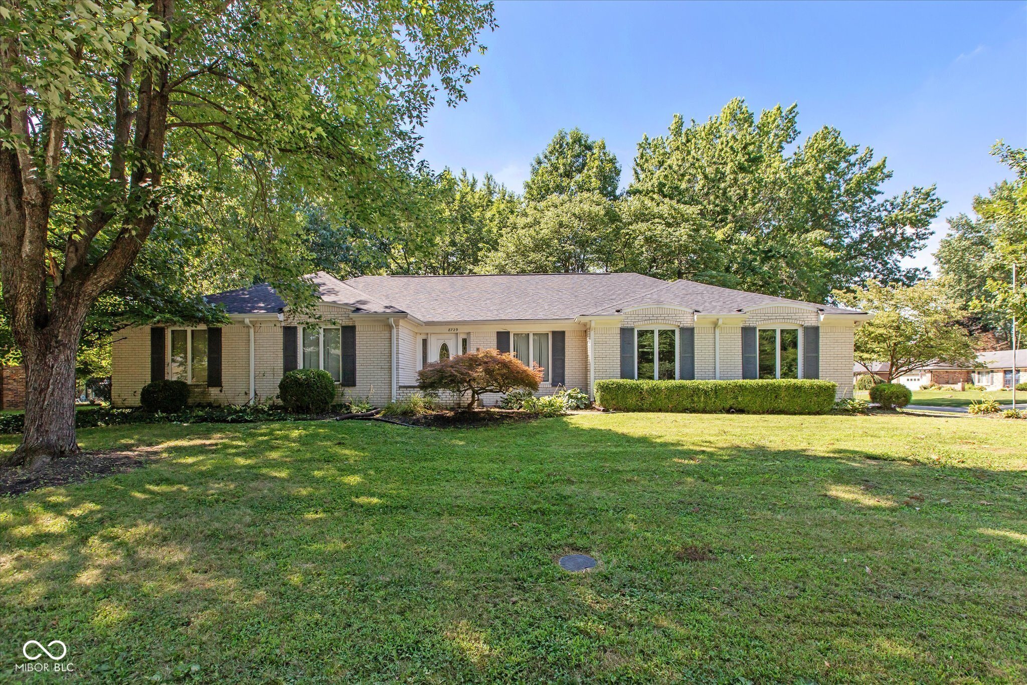 8729 Chapel Glen Drive