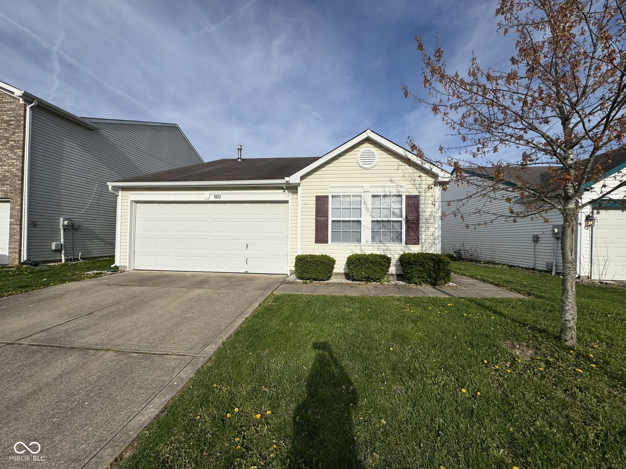1833 Southernwood Lane
