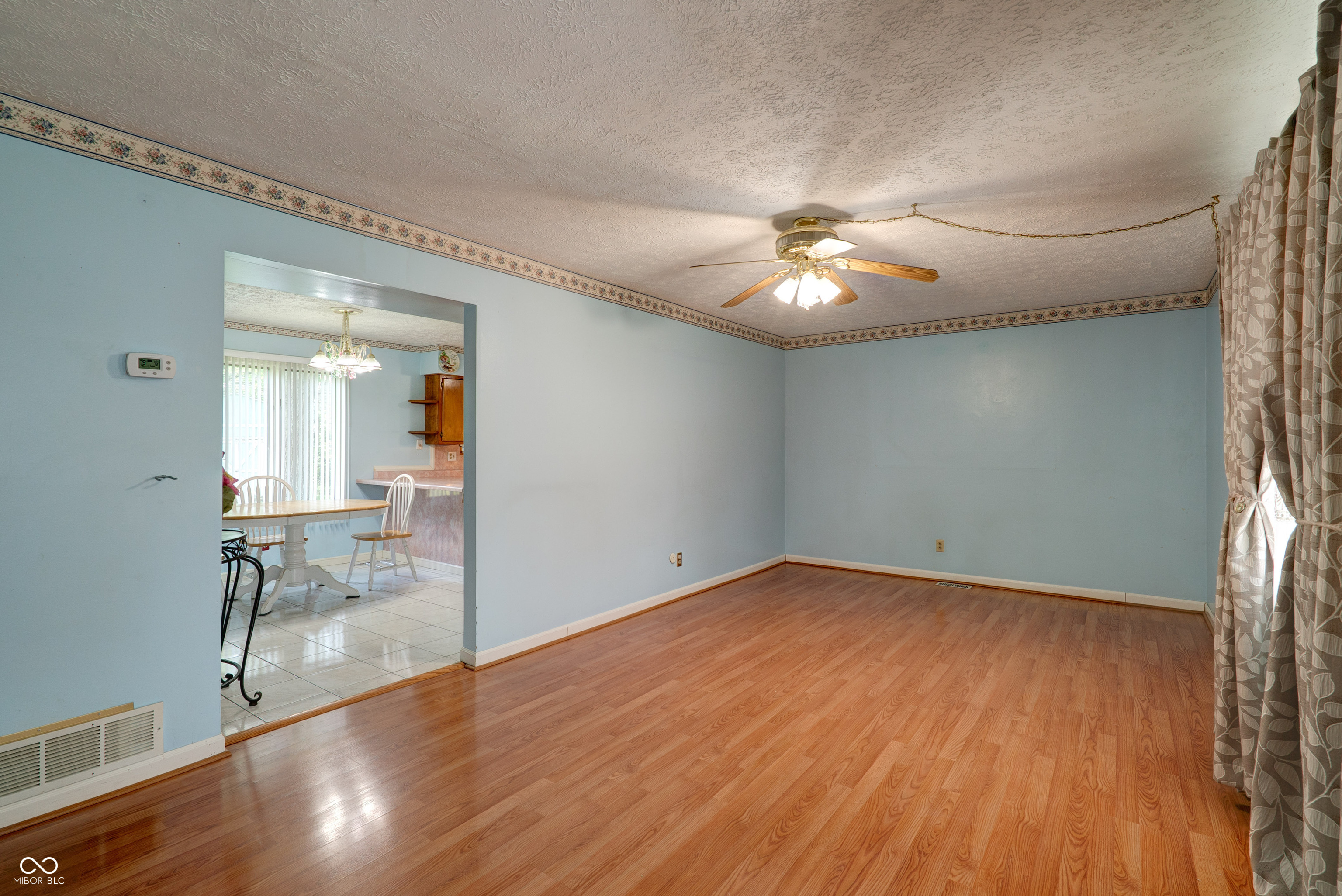 5425 Gambel Road