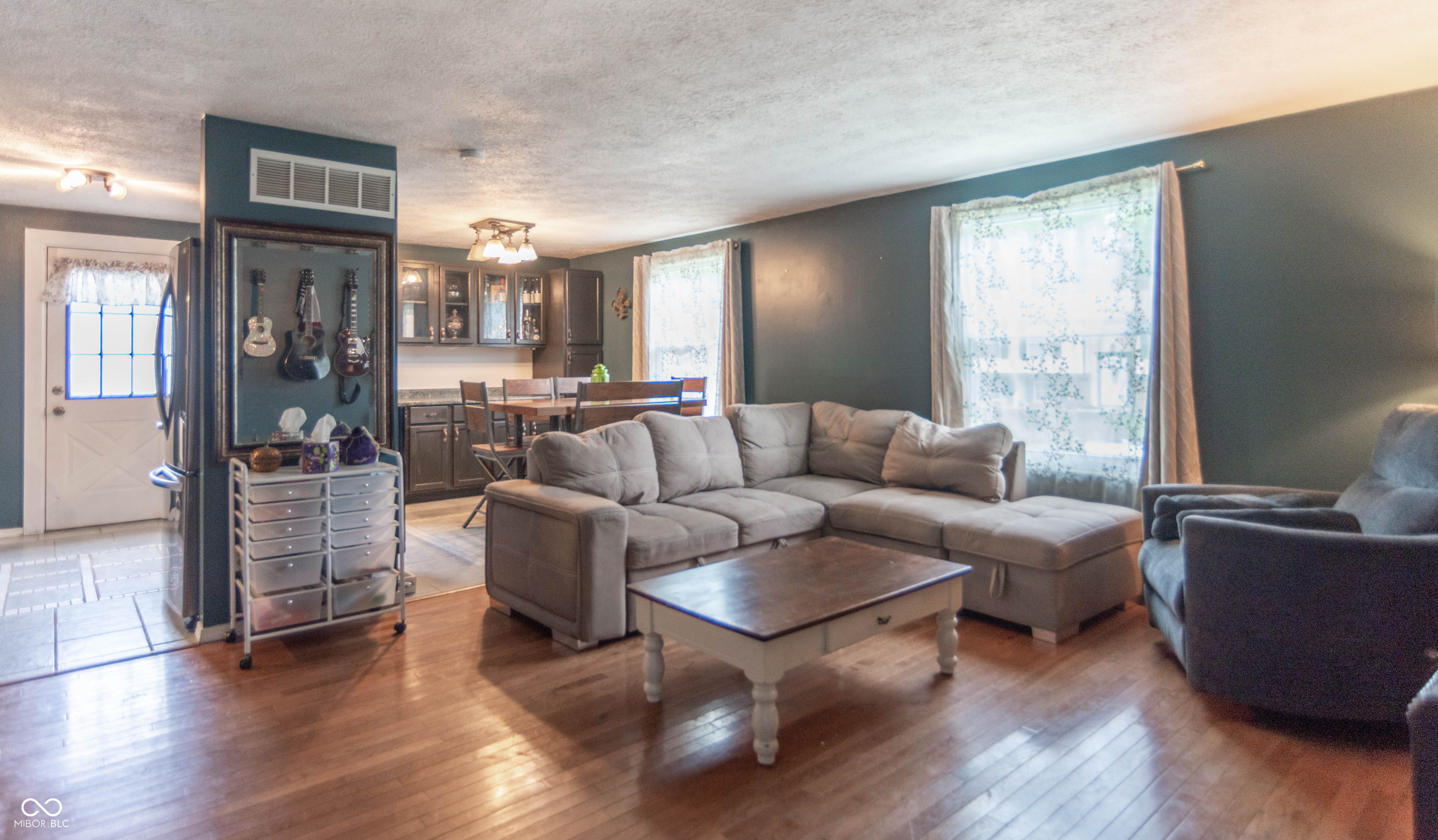6837 Littleton Drive