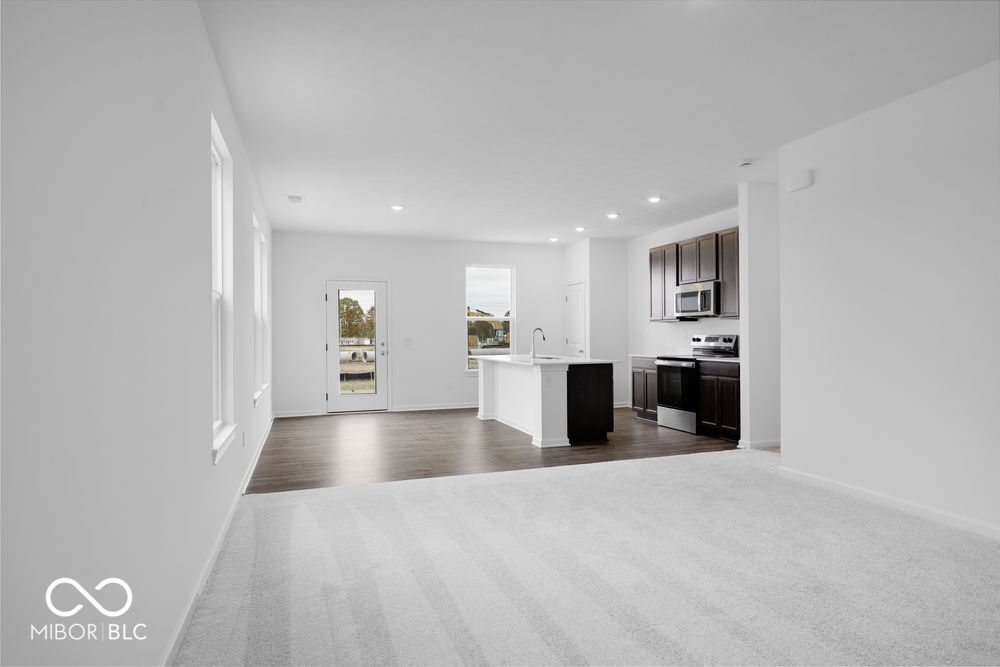 8666 Hollander Drive