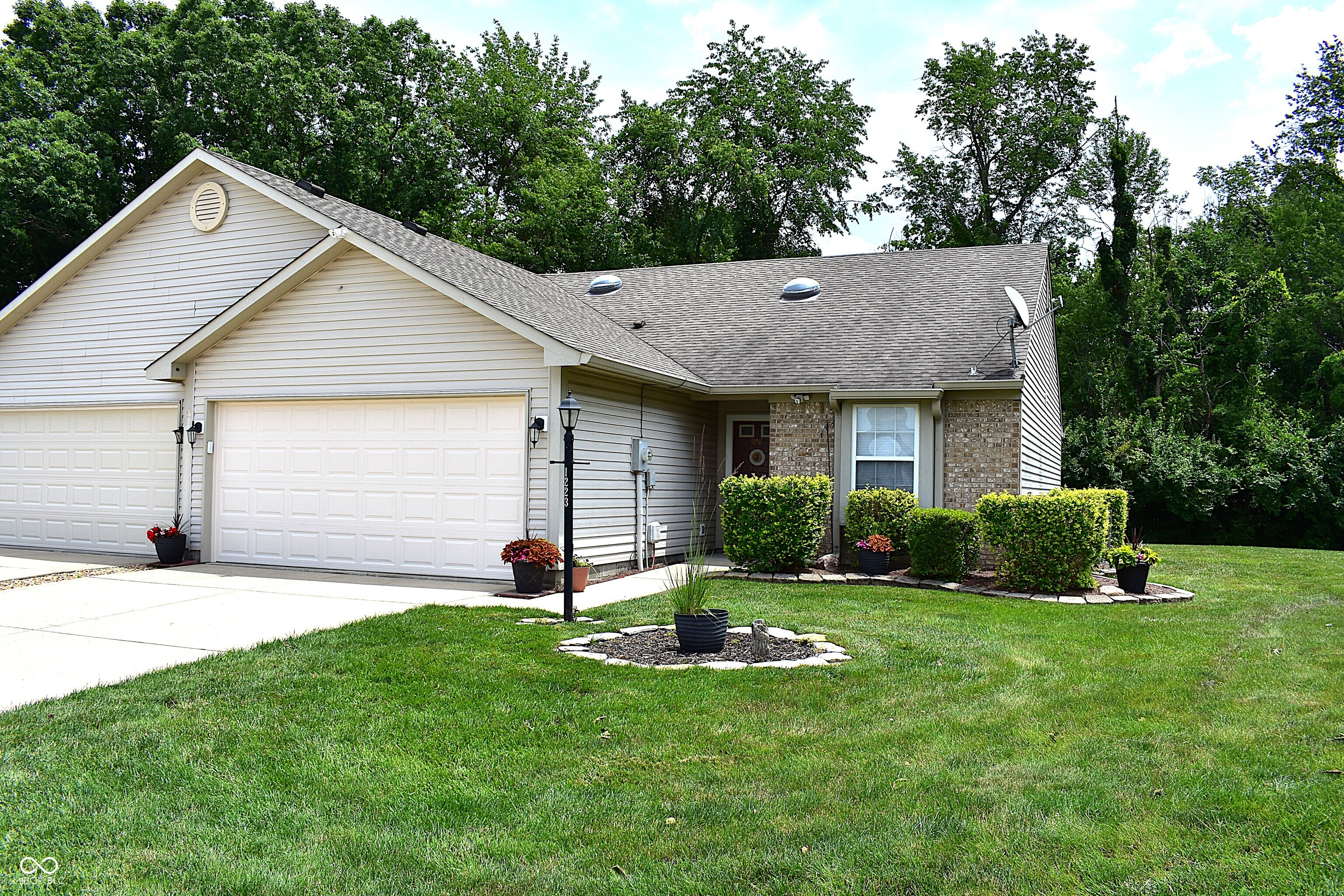 1223 Long Shore Drive
