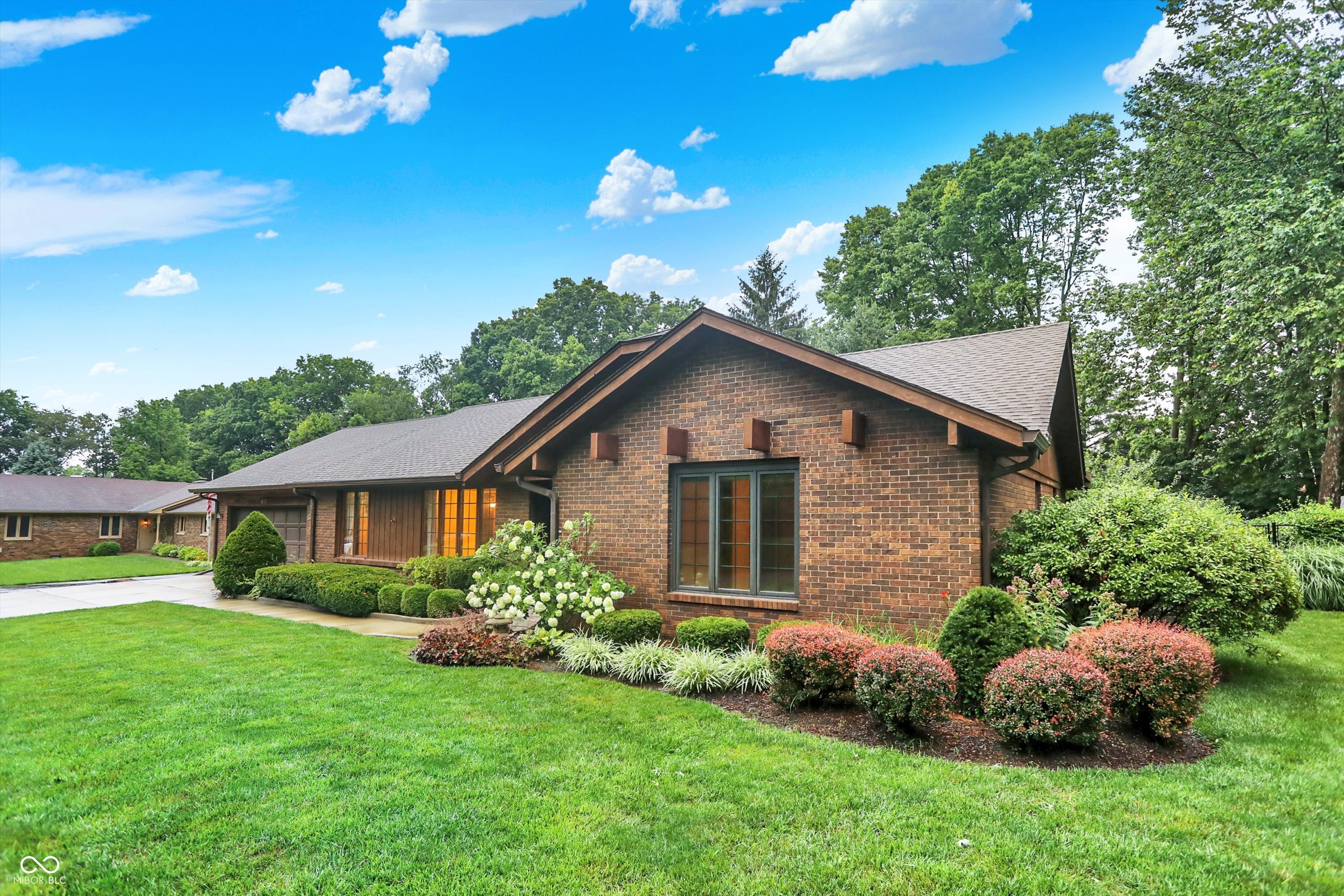 8537 Ridge Hill Drive