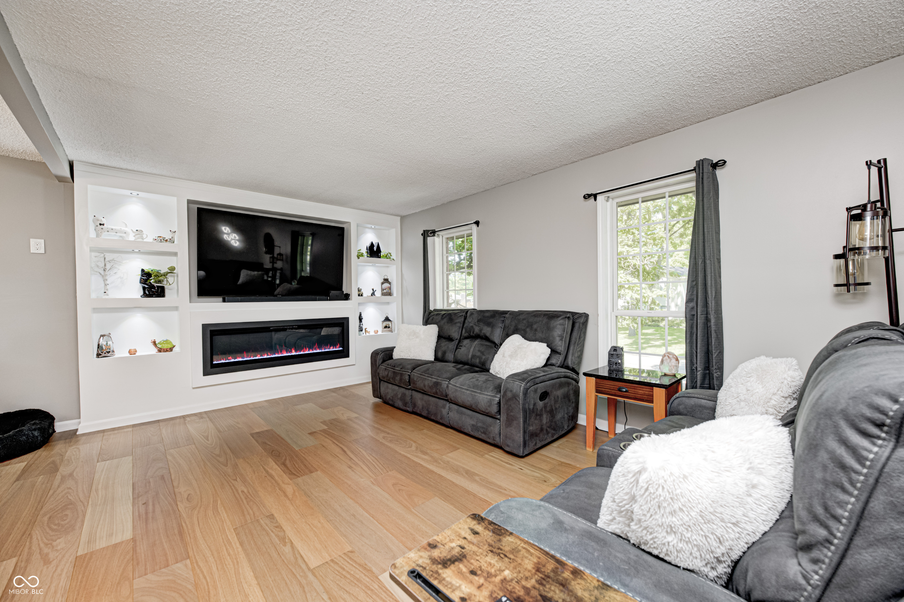 8710 Maple View Drive