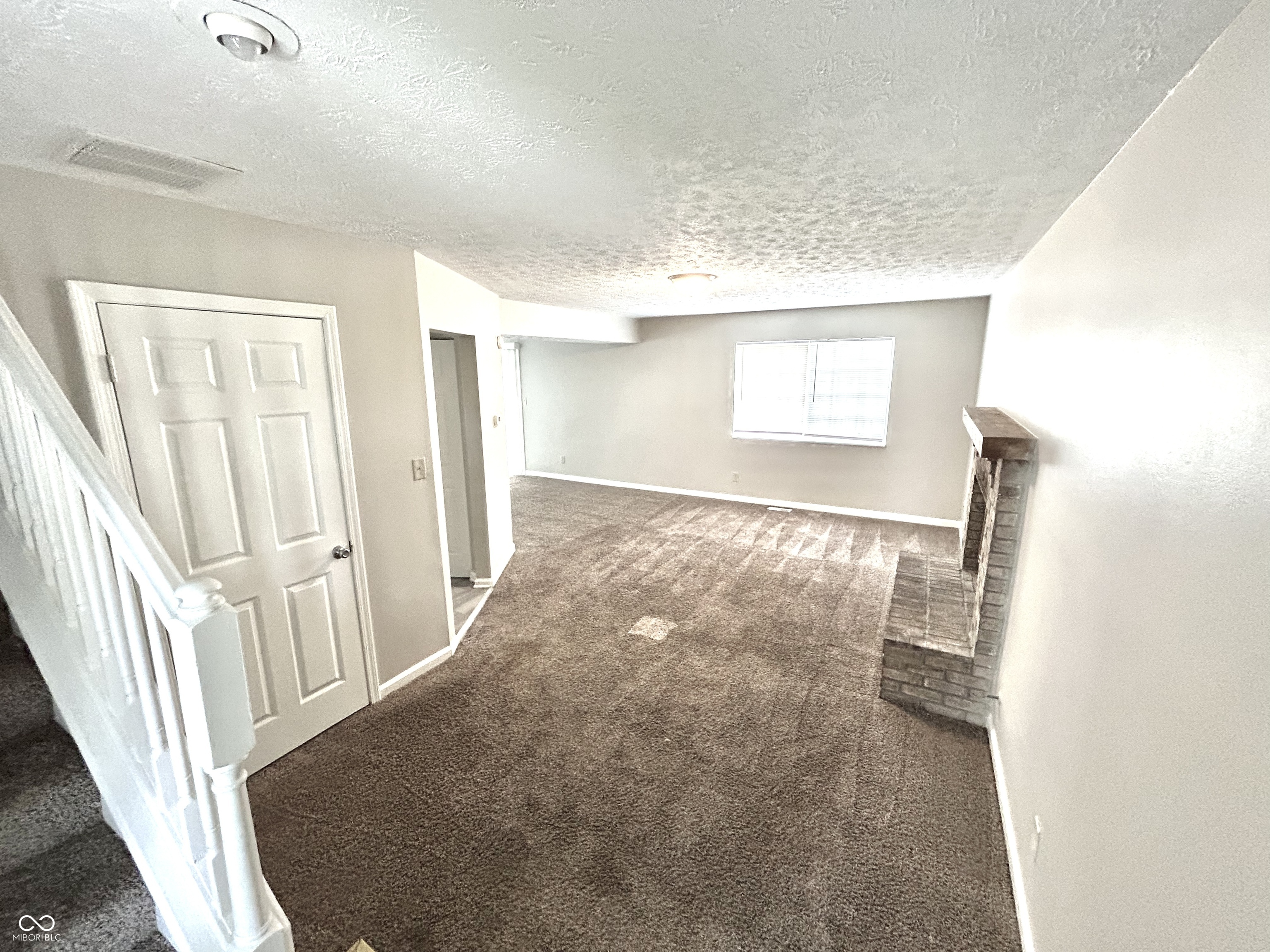 5826 Buck Rill Drive
